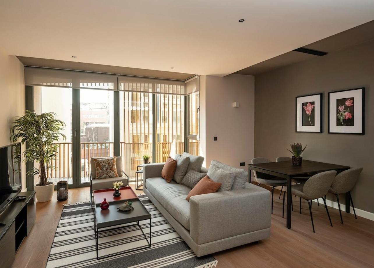 Apartment Gorgeous Bright Modern 2bed2bath Home! #69 *