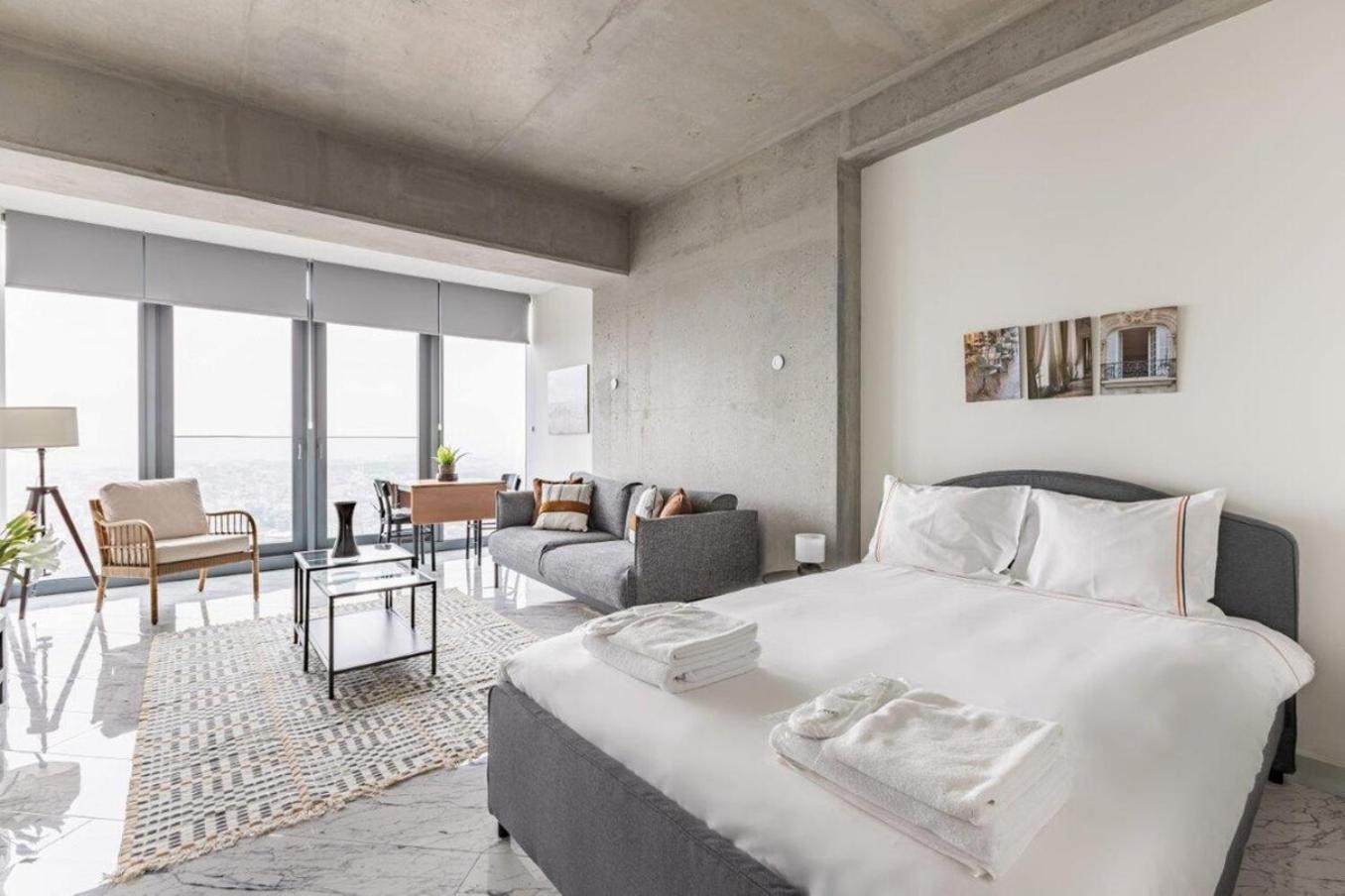 Trendy Cool Bright Parking Poolviews! #254 Apartment Istanbul