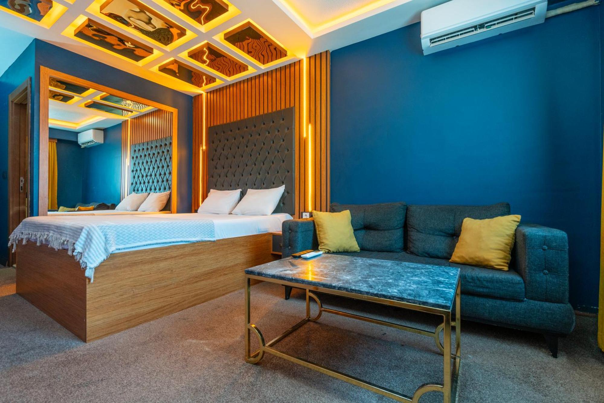Royal Nest Hotel