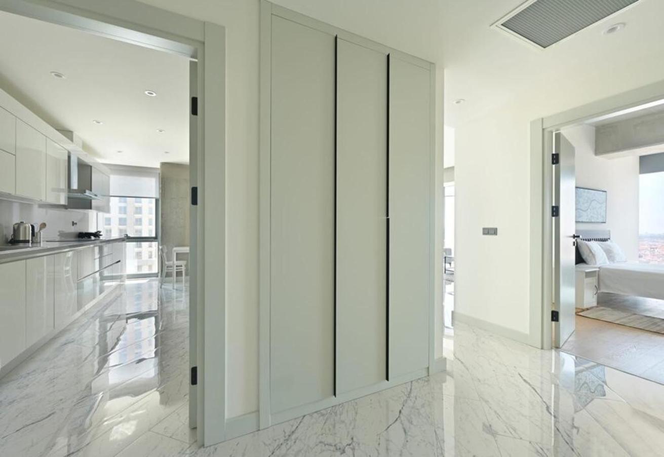 Cool Airy Modern 2bd2bath Parkingpoolgym! #219 Apartment Istanbul