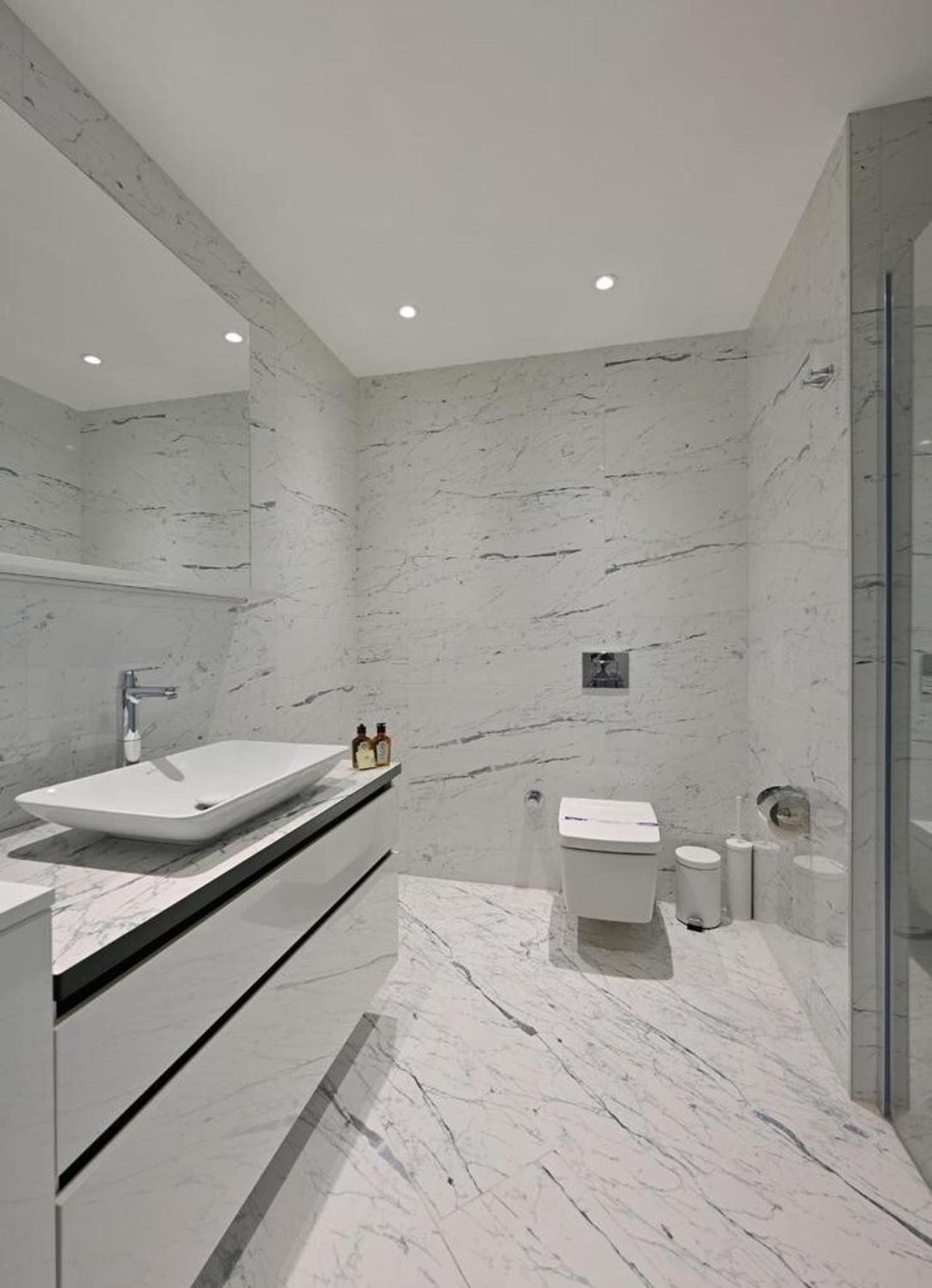 Bright Lovely Modern 2bd25 Poolgym! #220 * Istanbul