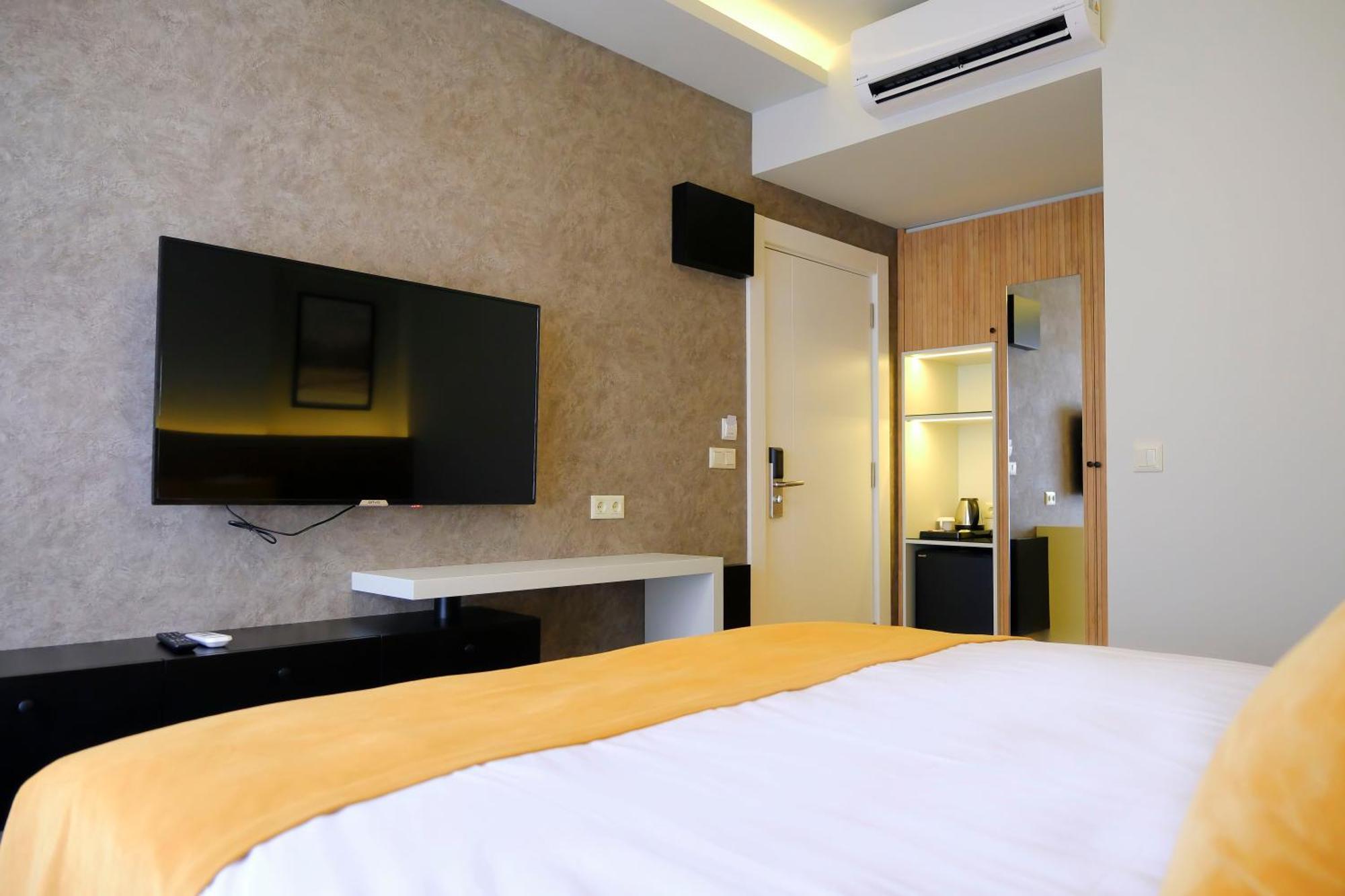 Hotel Dugi *
