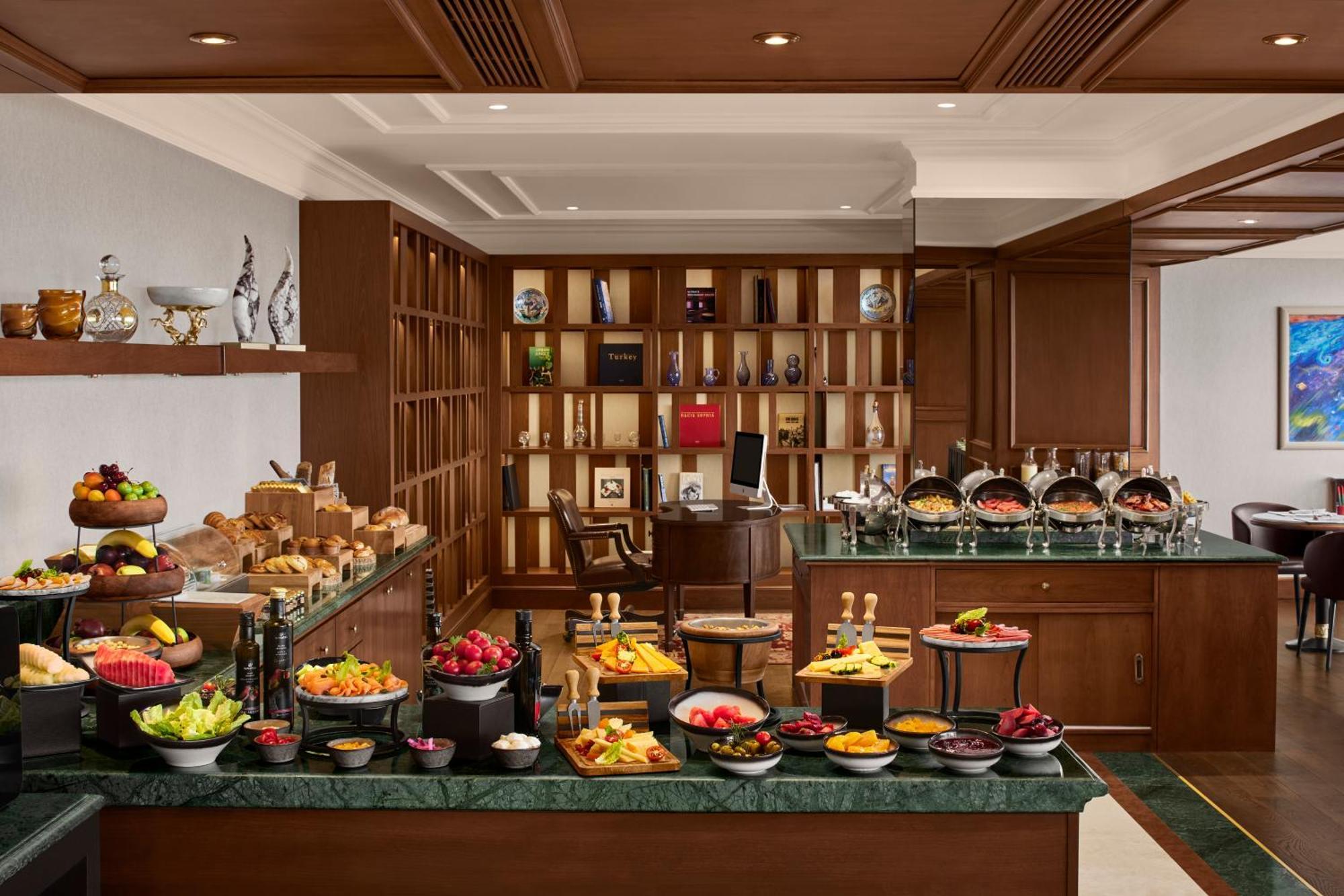 The Ritz-carlton, At The Bosphorus