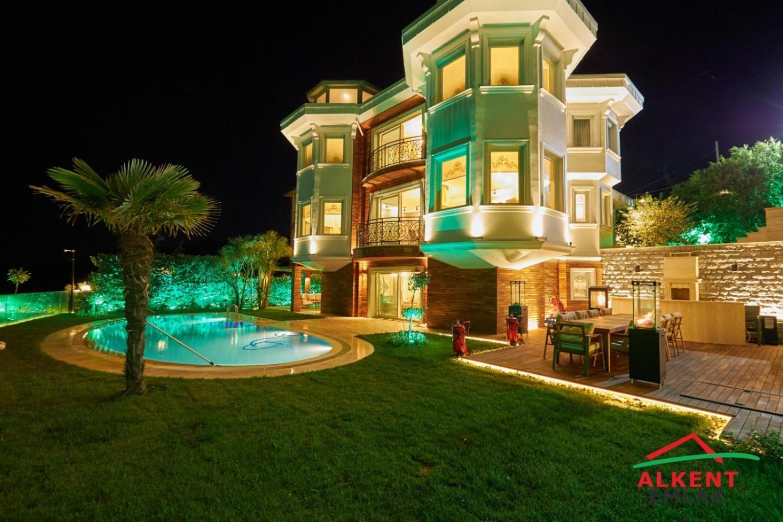 Kilyos Lueks Malikane Villa Istanbul