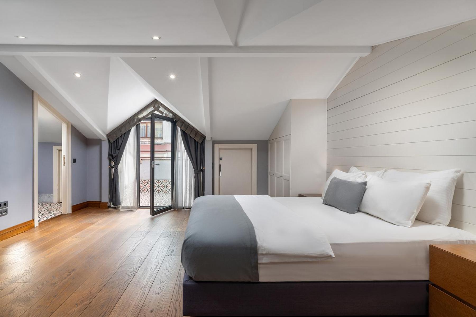 Urban Quarters - Asmali Mescit Istanbul