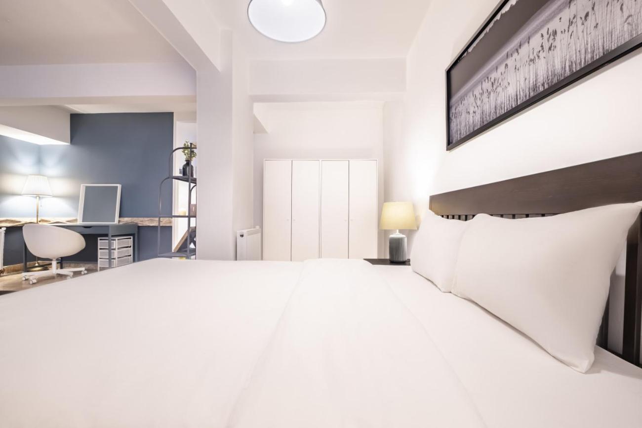 Studio Flat With Lovely Backyard In Nisantasi Apartment