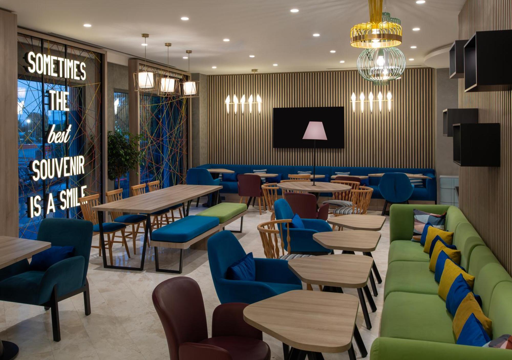Hotel Hampton By Hilton Merter Istanbul