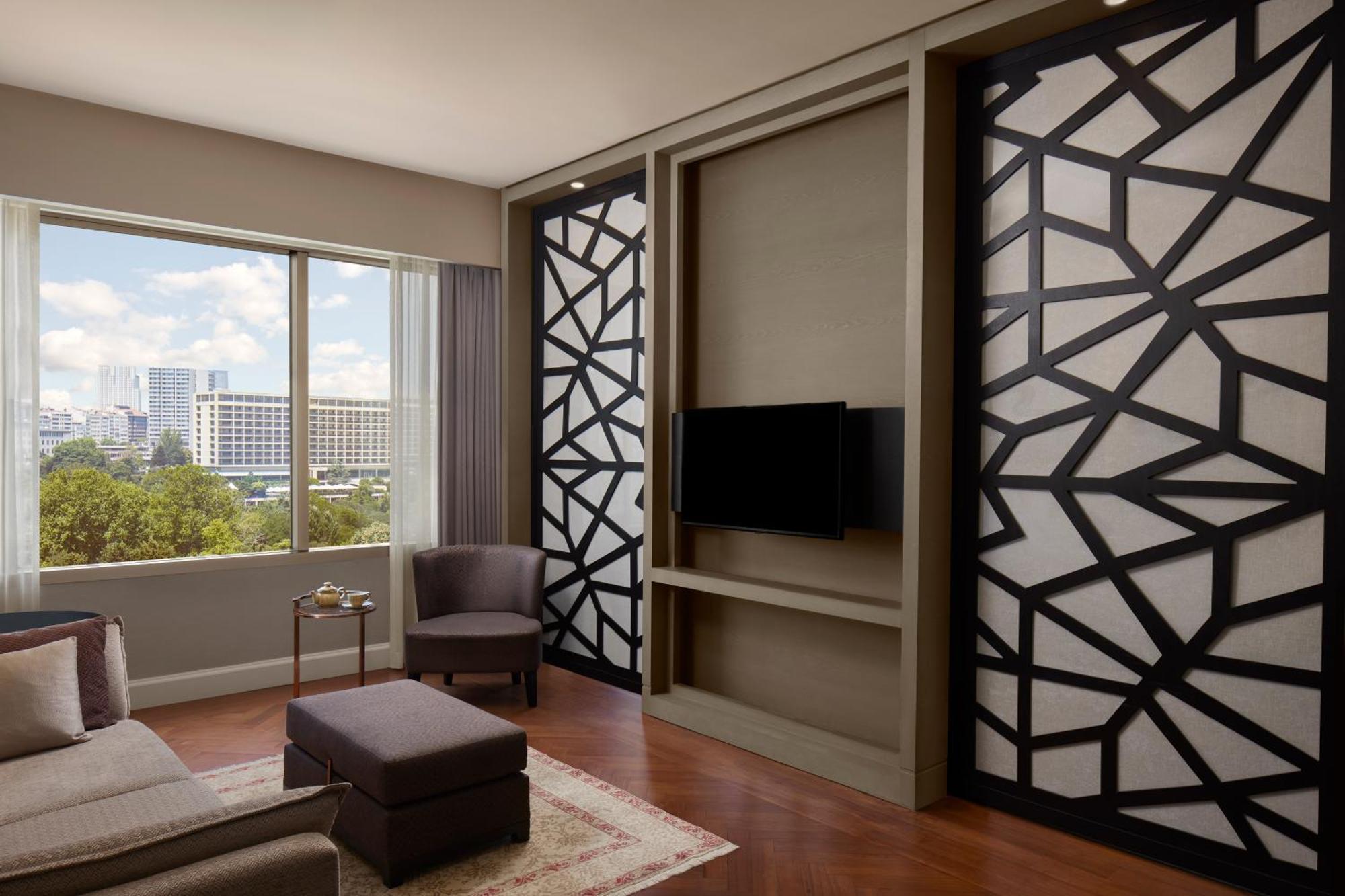 The Ritz-carlton, At The Bosphorus Hotel 5*