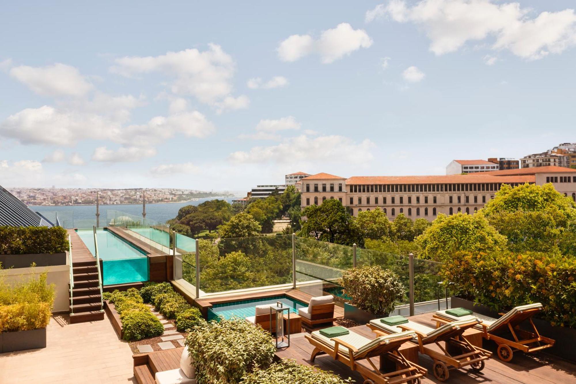 Hotel The Ritz-carlton, At The Bosphorus Istanbul
