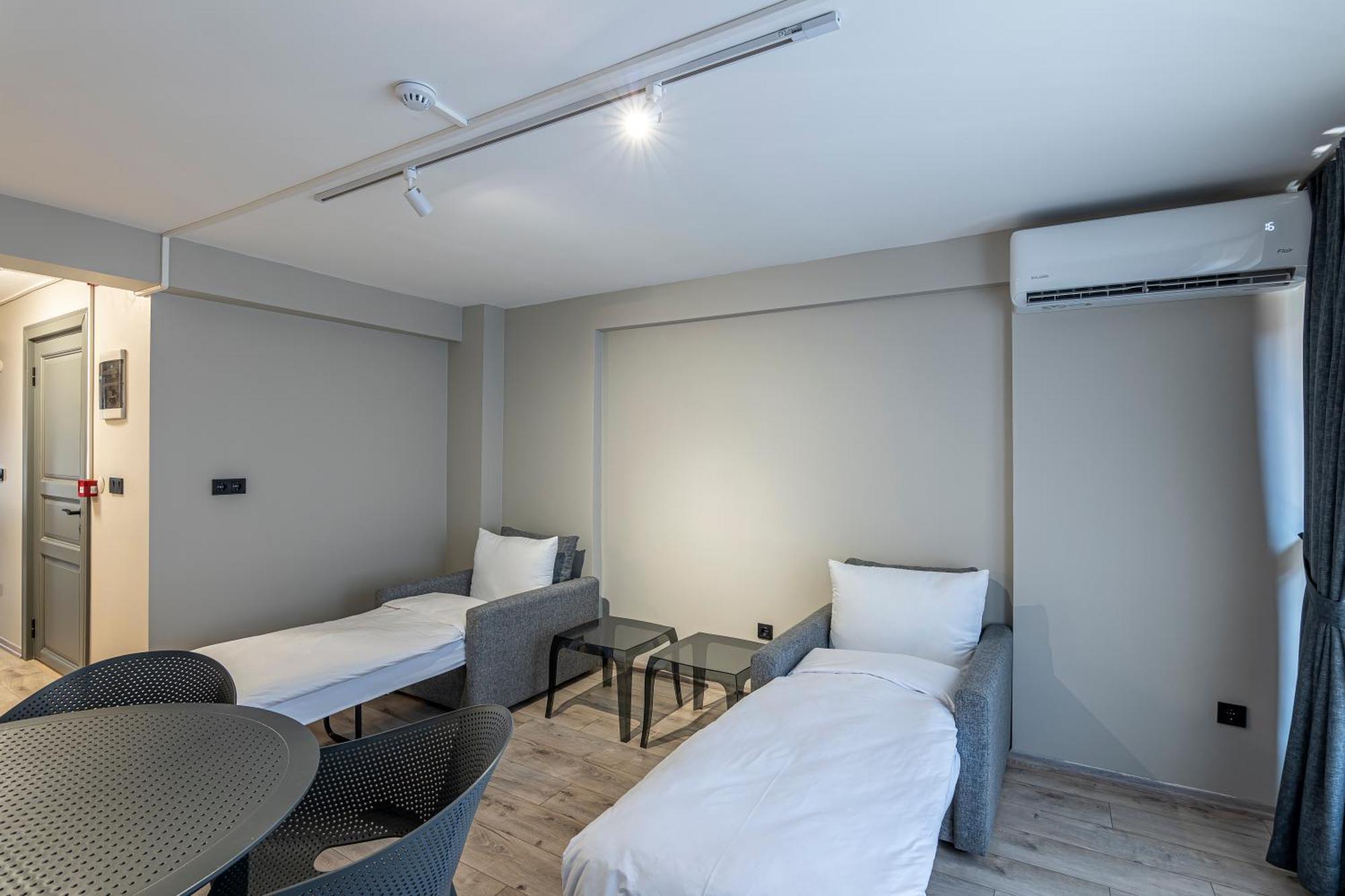 Hotel Calanthe