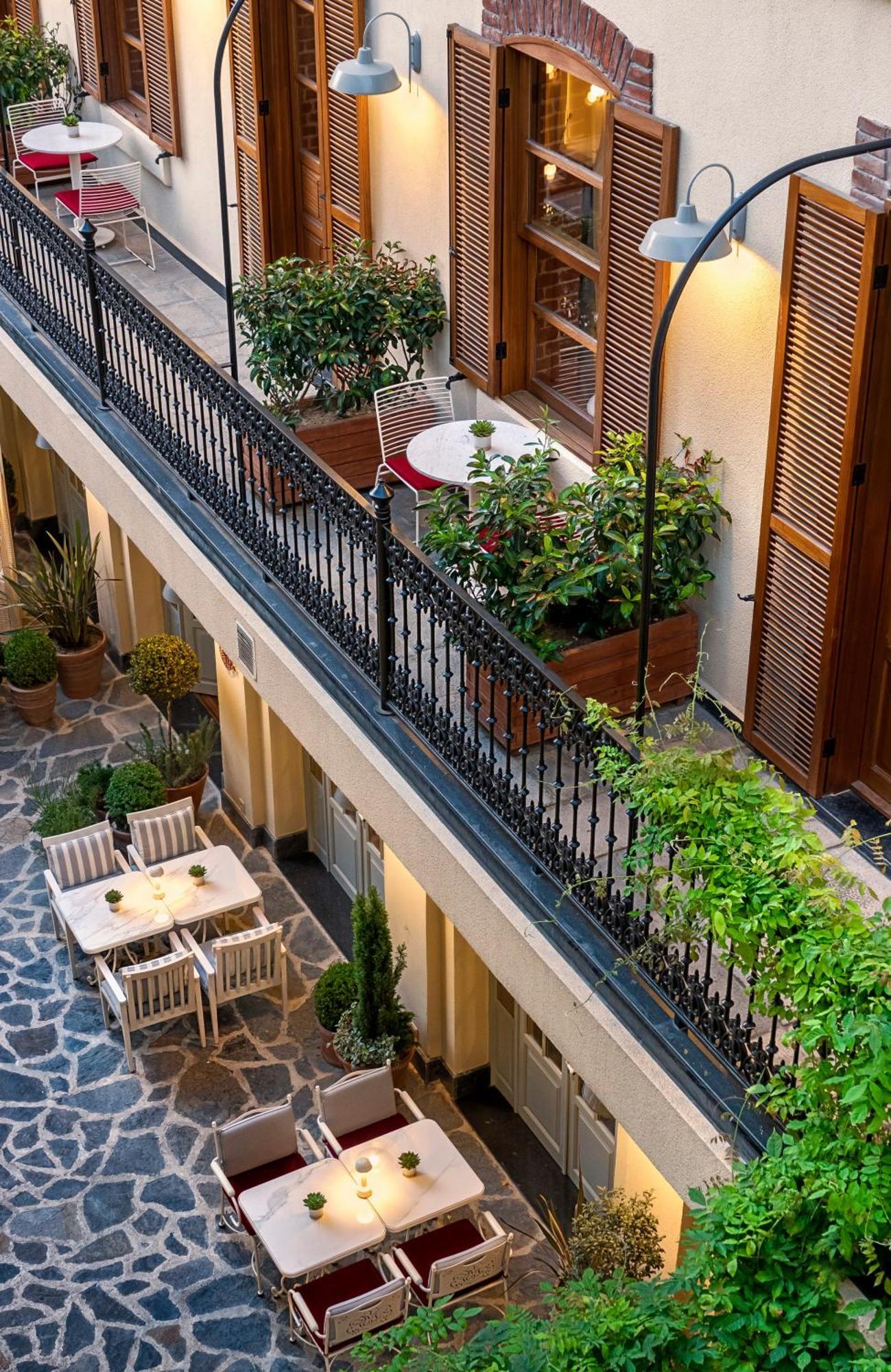 Ecole St. Pierre Hotel Istanbul