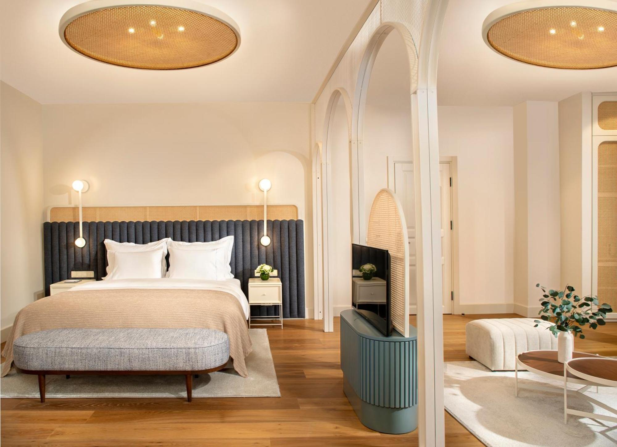 Hotel Ecole St. Pierre 4*