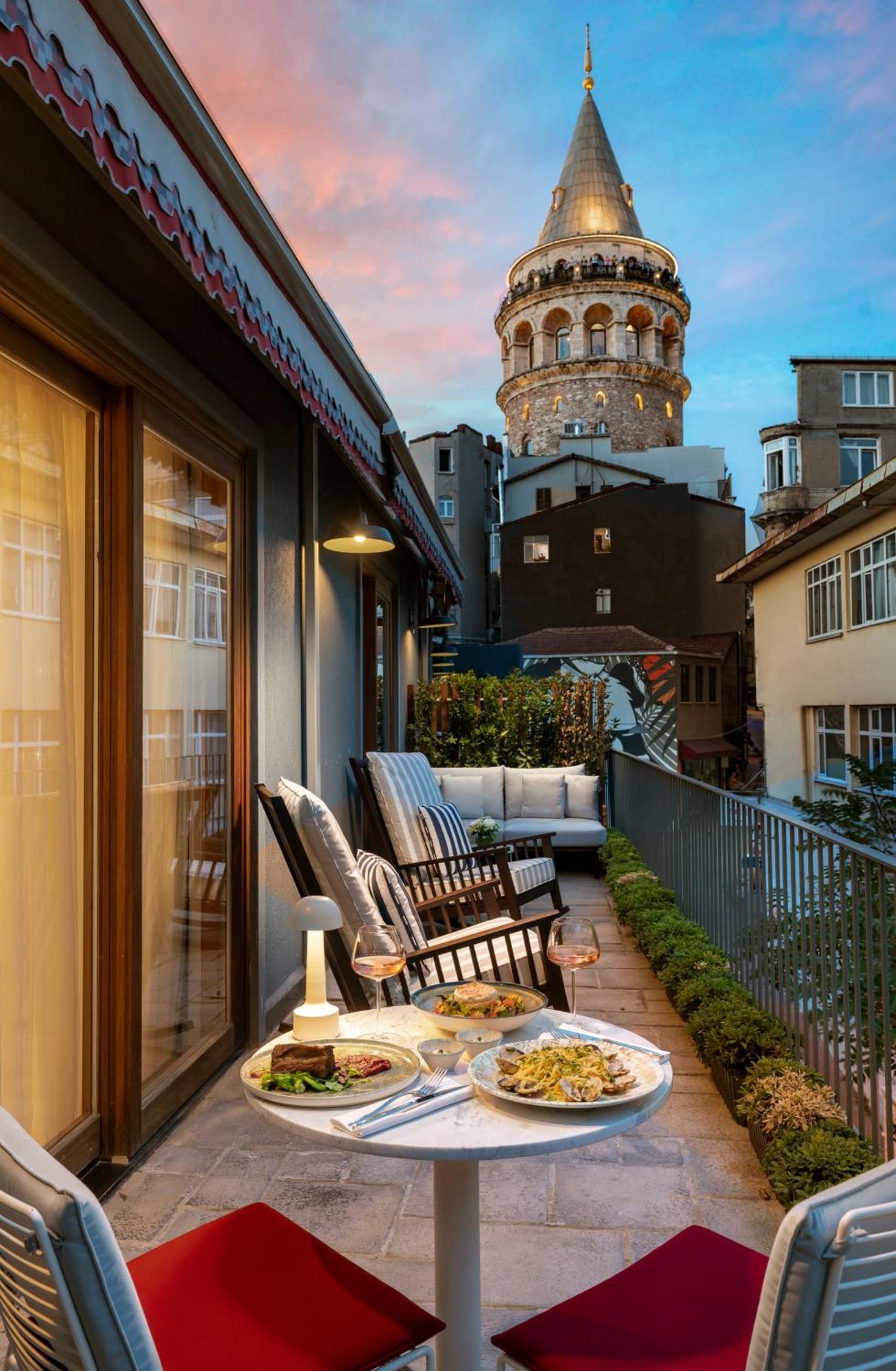 Ecole St. Pierre 4* Istanbul
