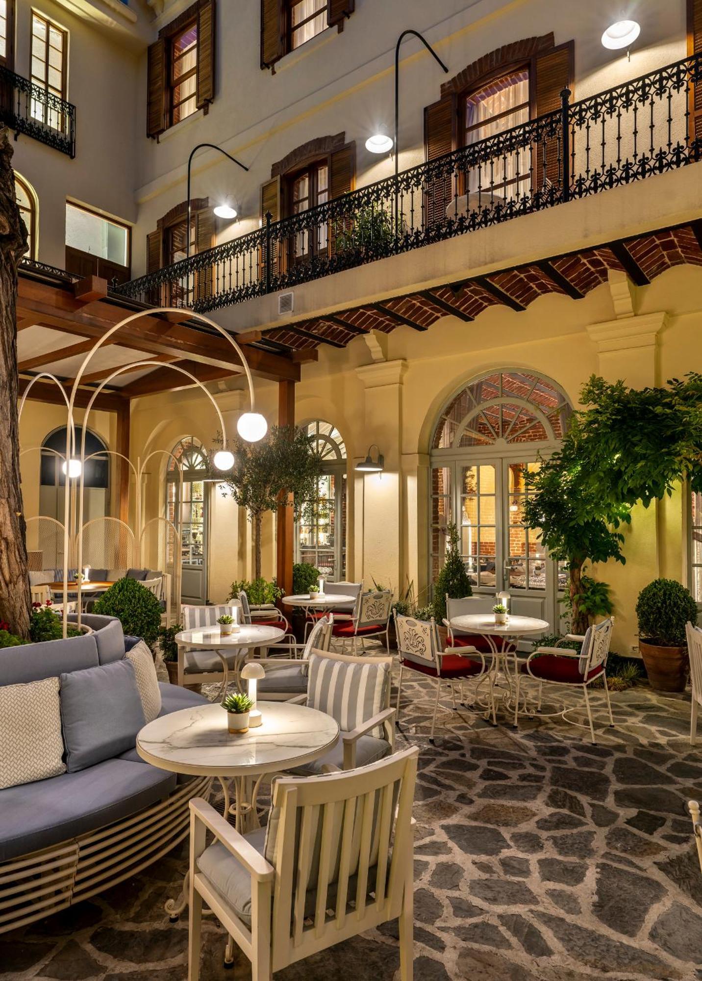Hotel Ecole St. Pierre