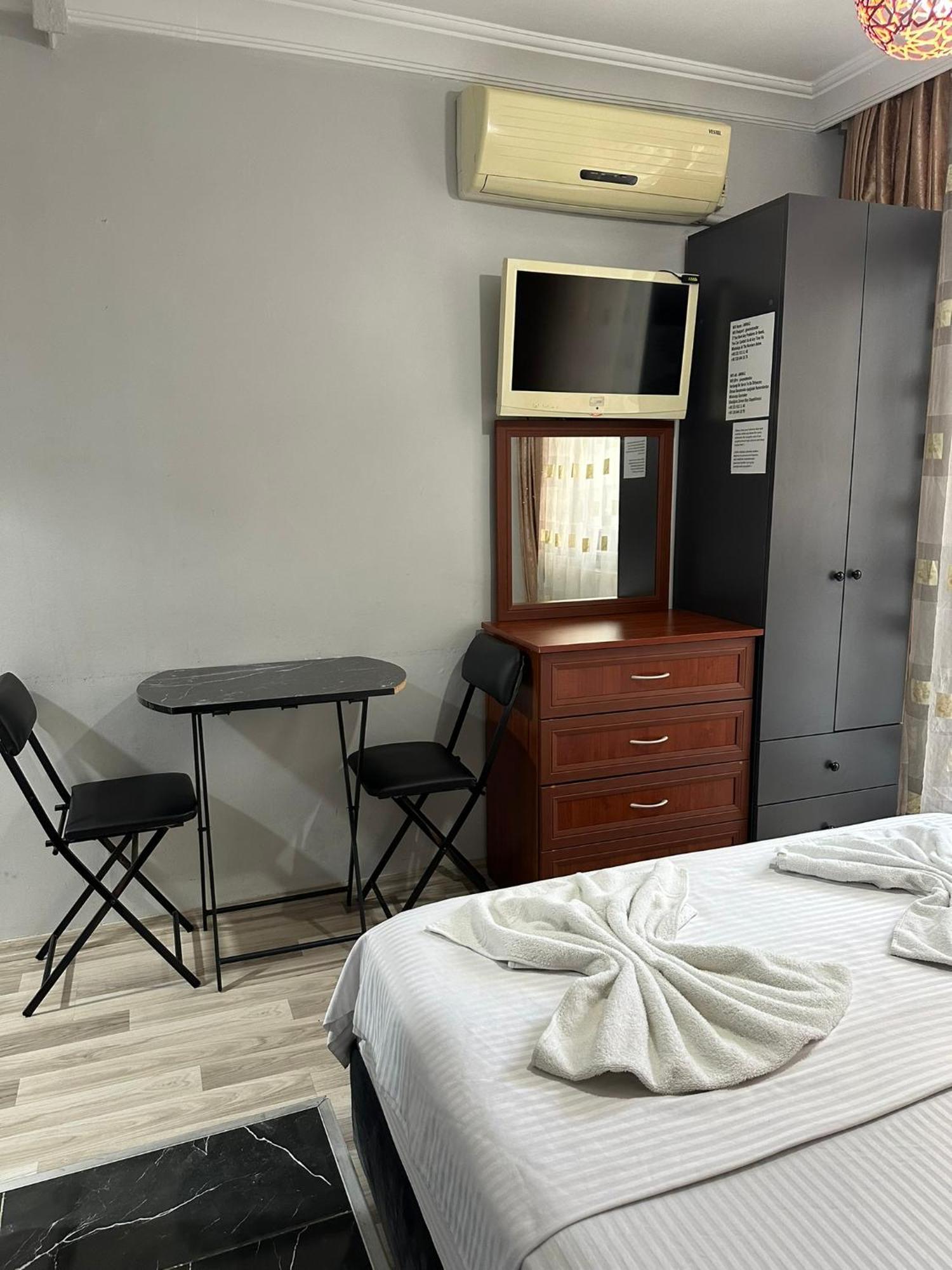 Awwa Apartment