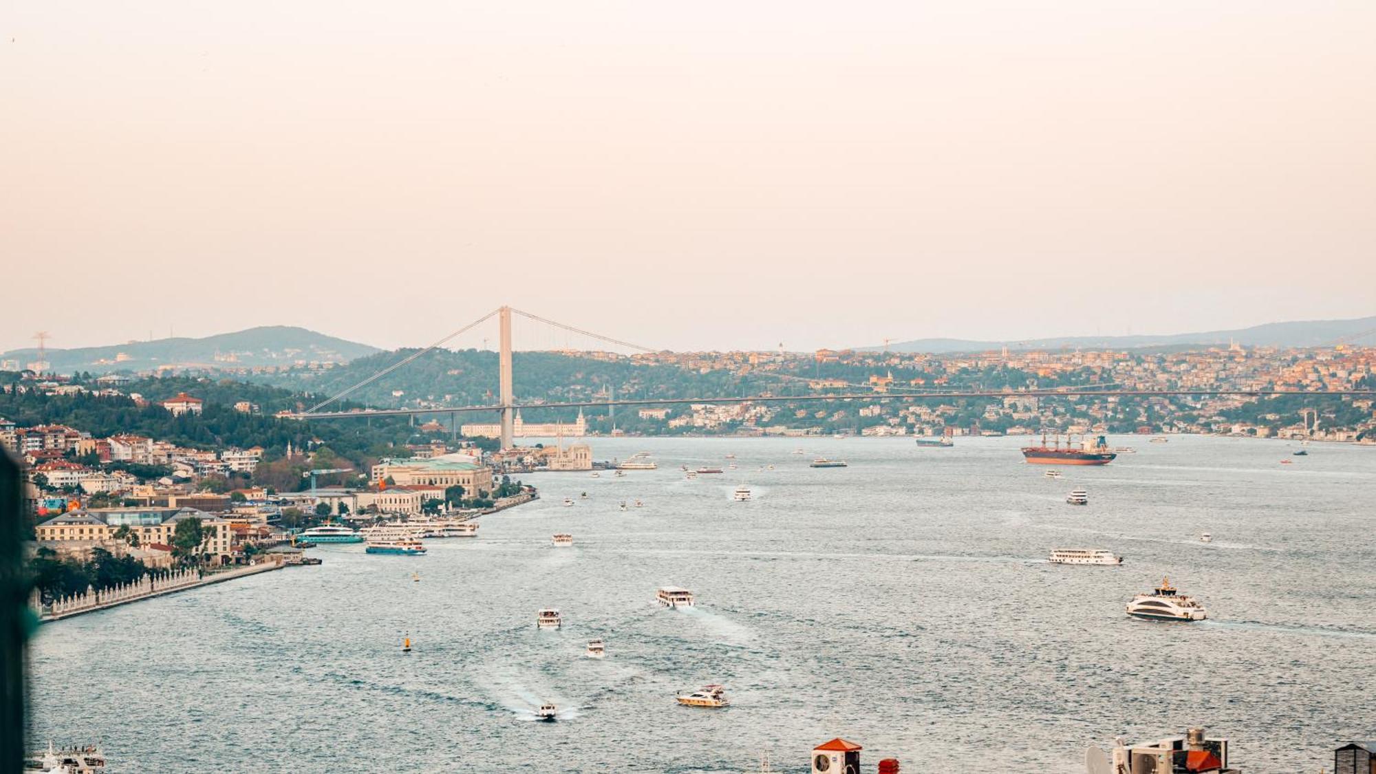 Bosphorus View Oasis 3 Br- 2 Ba Apartment *