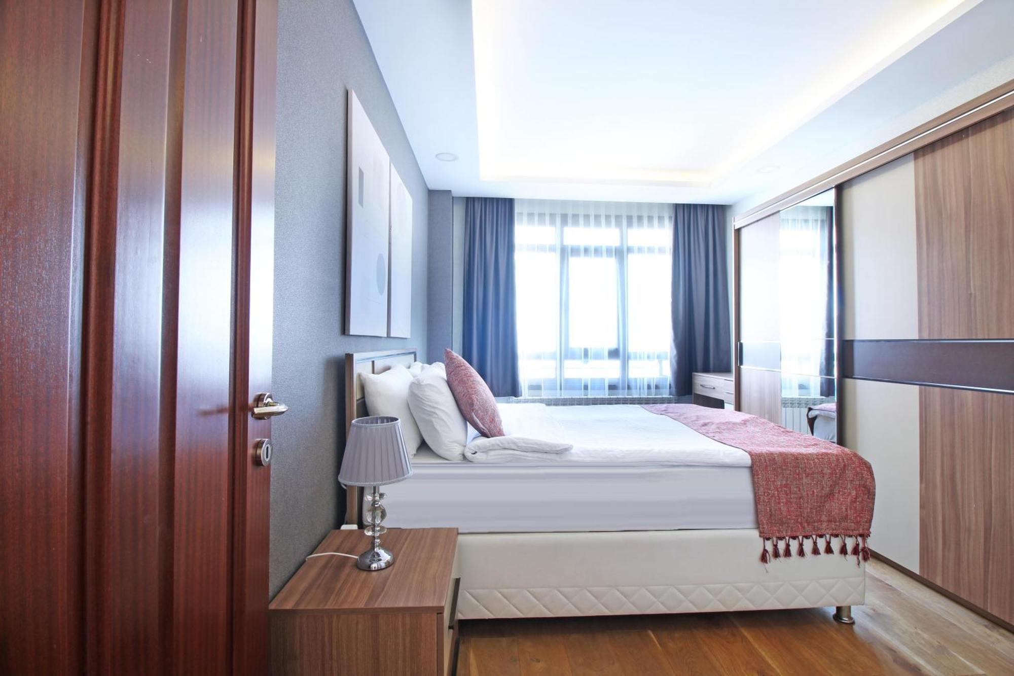 Excellent Apartment