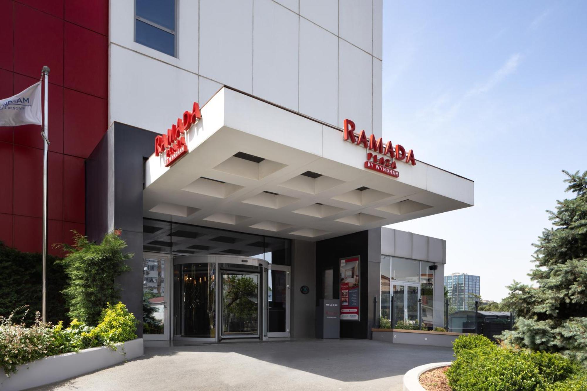 Ramada Plaza By Wyndham Atakoy Hotel 5*