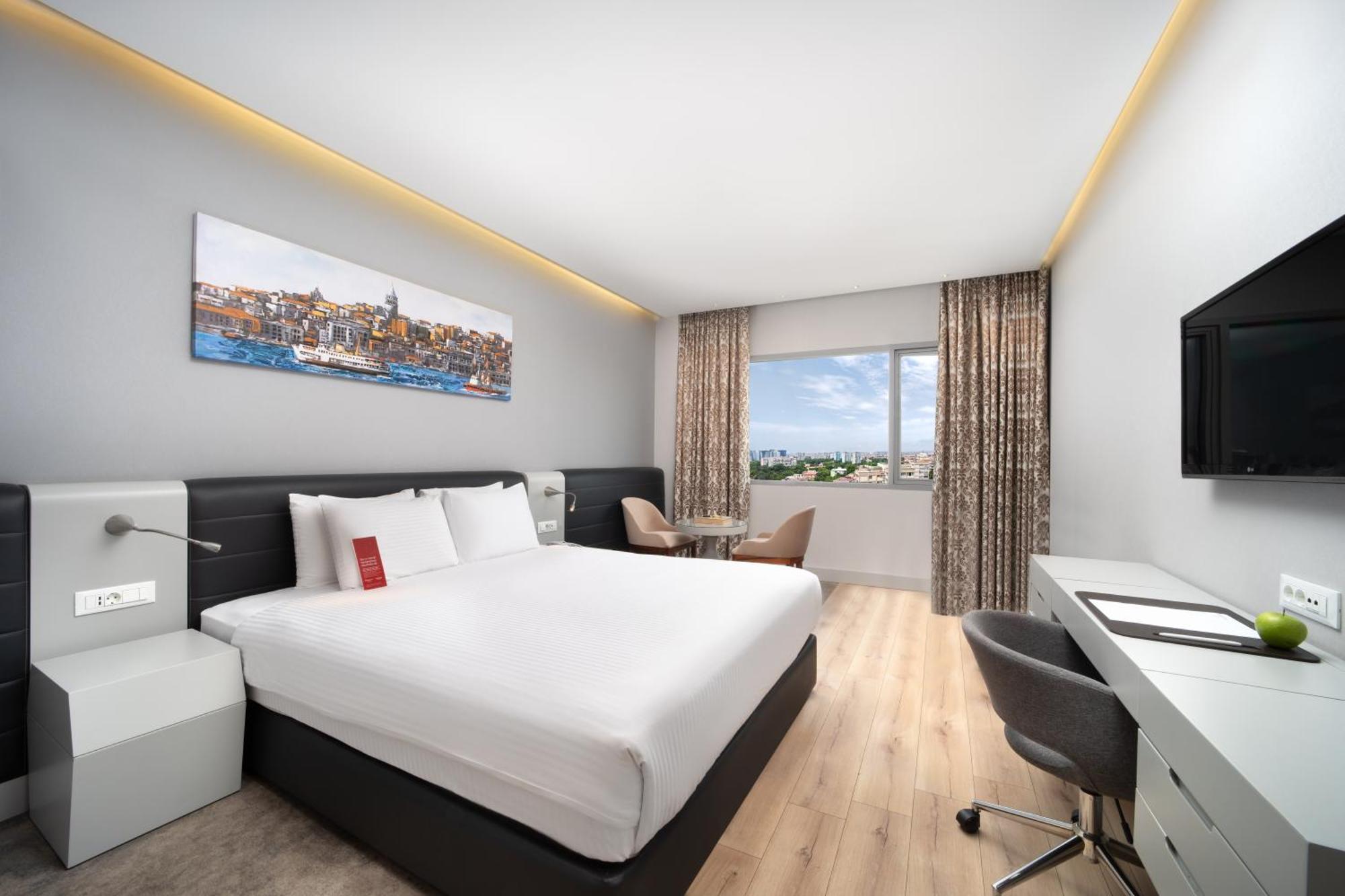 Ramada Plaza By Wyndham Atakoy Hotel