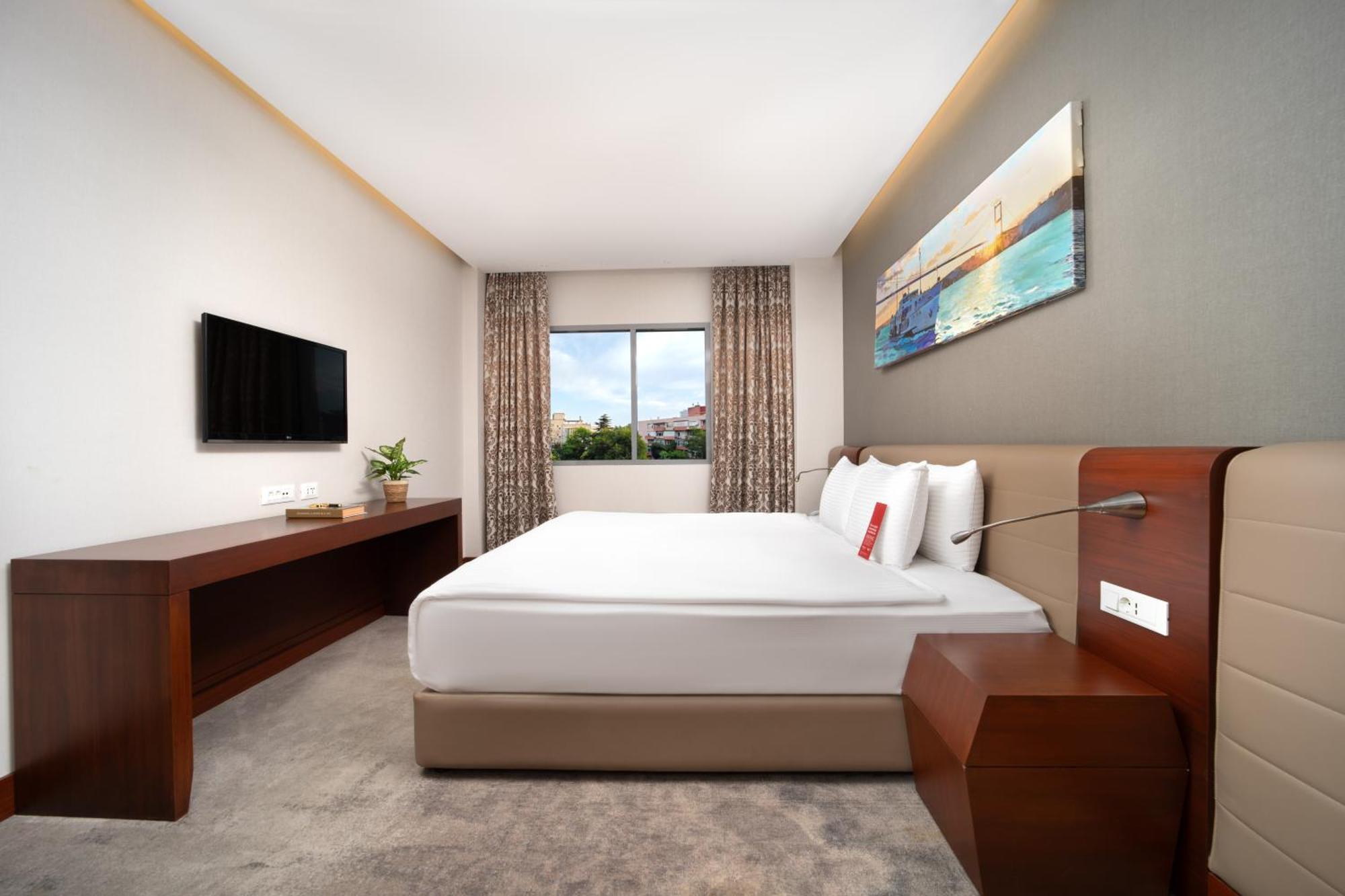 Ramada Plaza By Wyndham Atakoy Hotel
