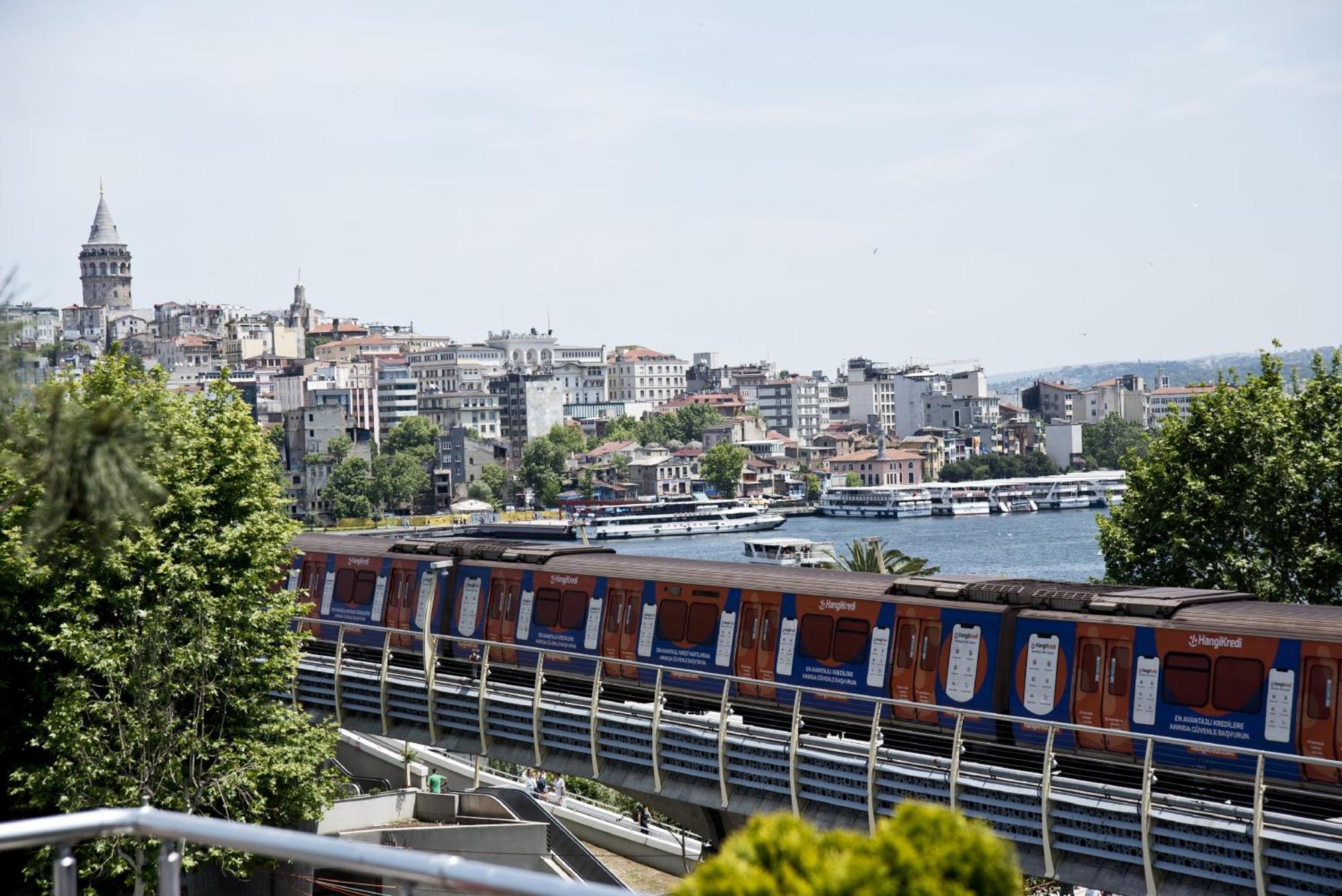 Seashore * Istanbul