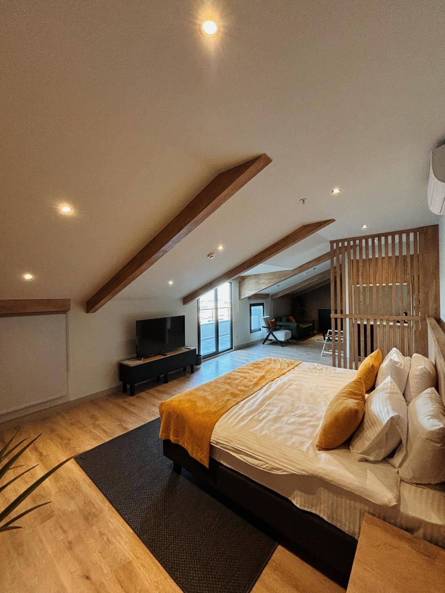 Dugi Hotel