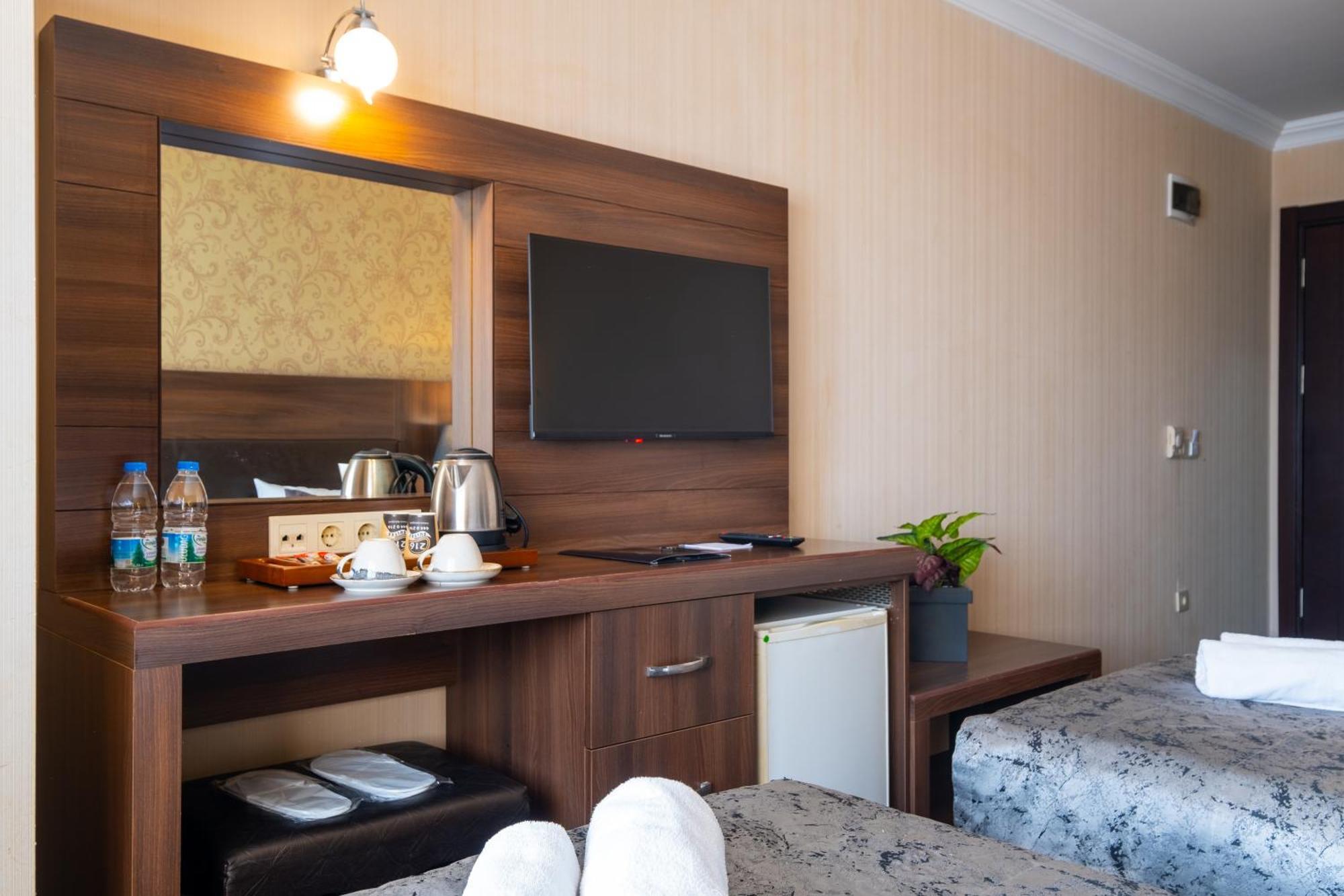 Ma Hotel *