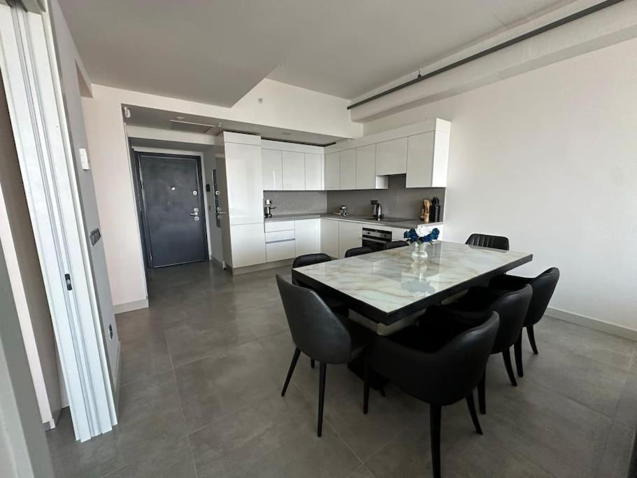 Luxury 46 Floor Penthouse 41 Apartment Istanbul