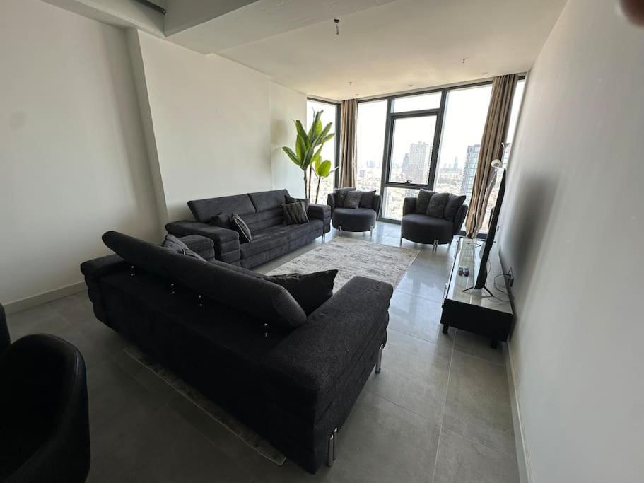 Luxury 46 Floor Penthouse 41 *