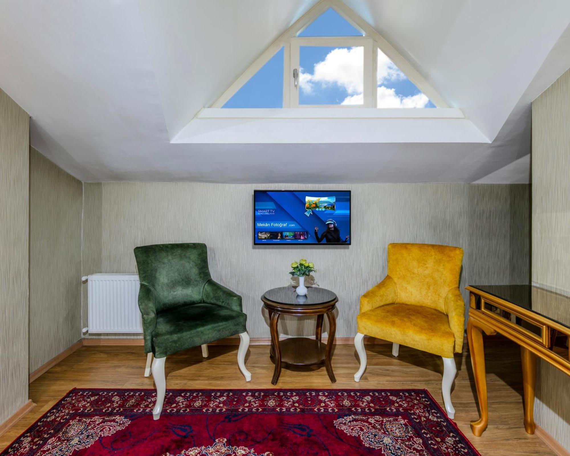 Aparthotel Lemis