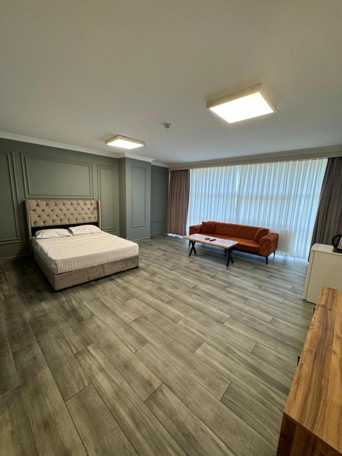 Hotel Royal Luxury