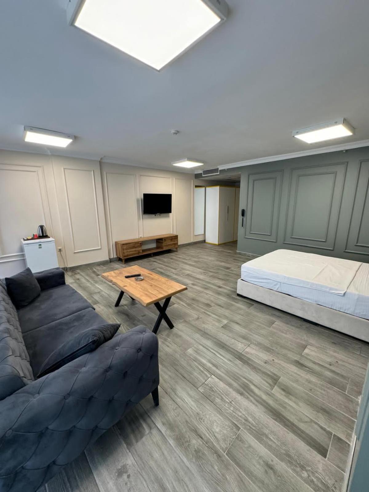 Royal Luxury Hotel 4*