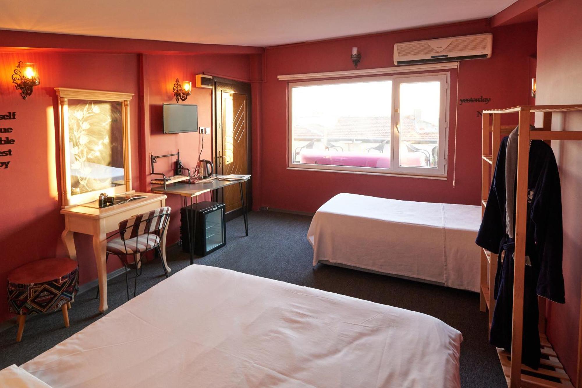 Galata Pearl Hotel 3*
