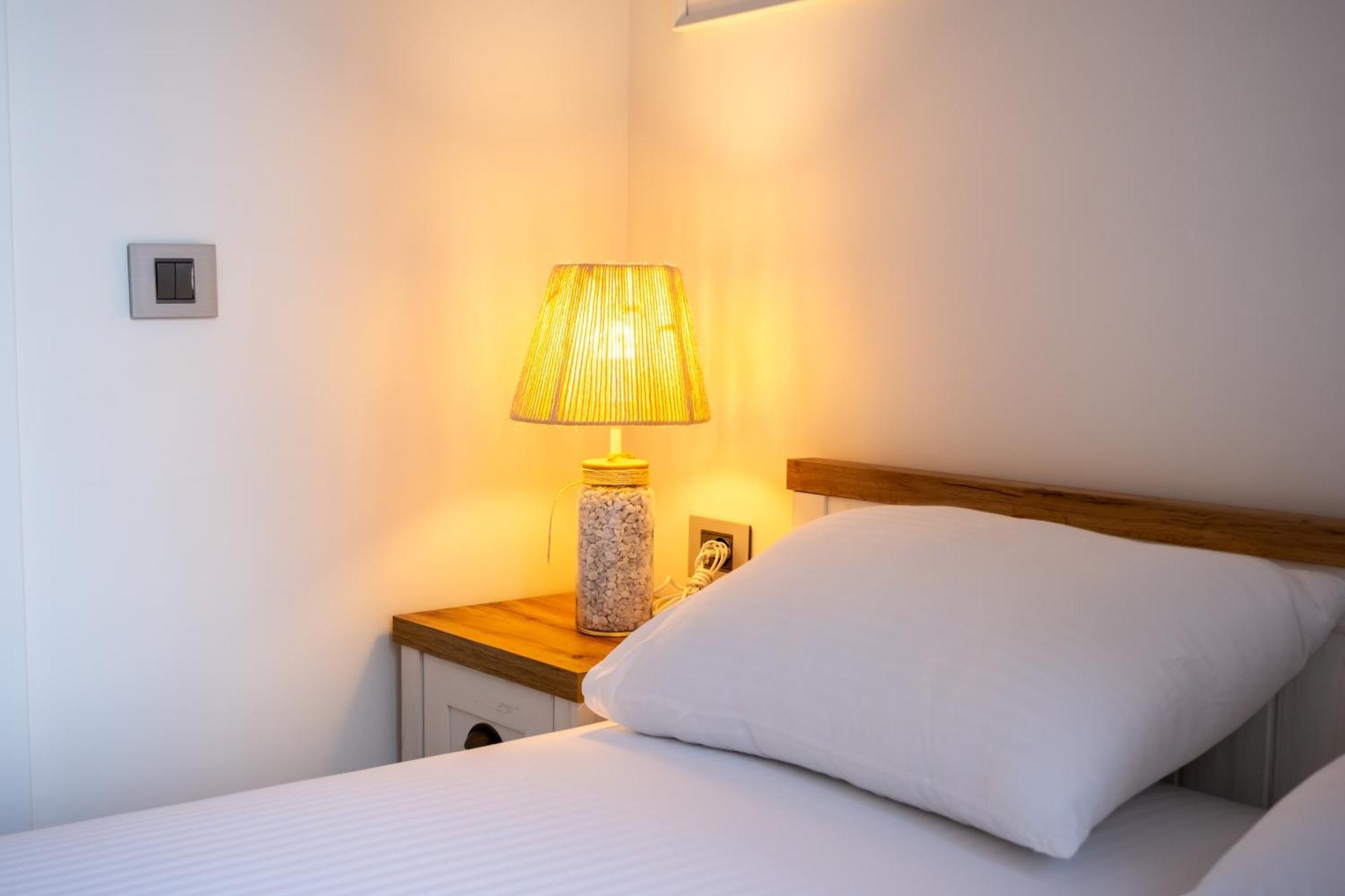 Golden Stones House Garden And View Apartment Istanbul