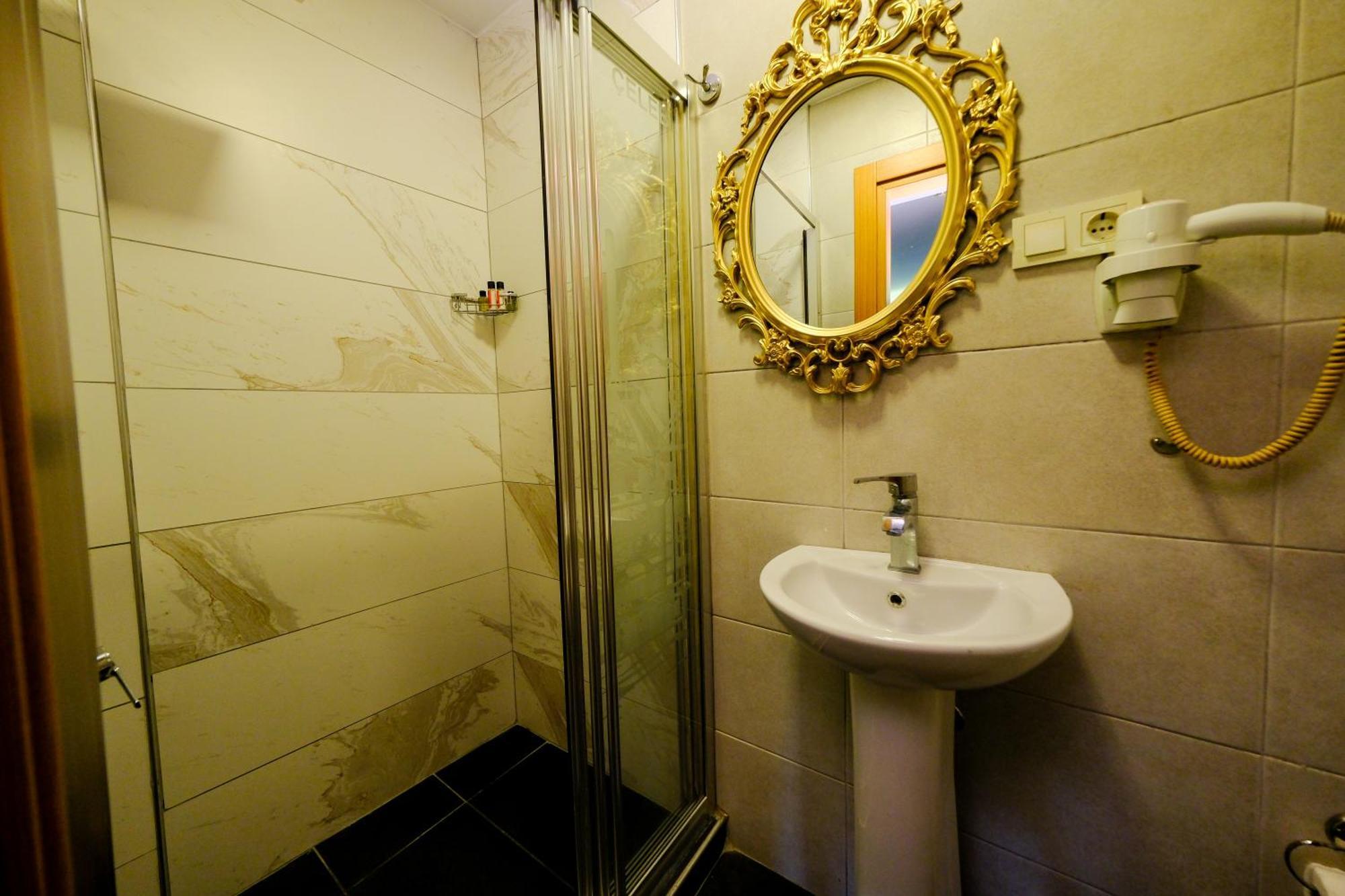 Aparthotel Taksim Celebi *