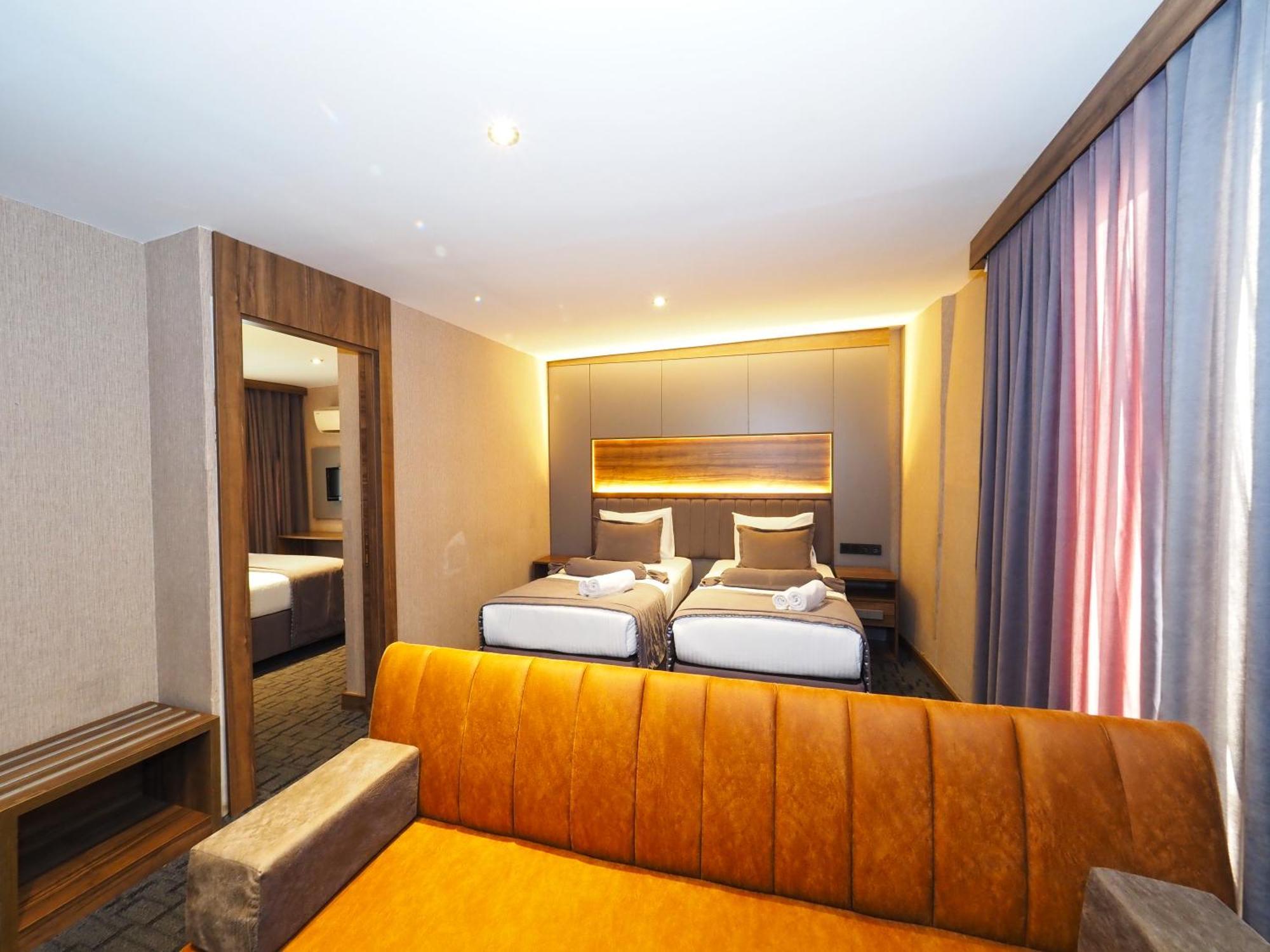 House Old Town Otel