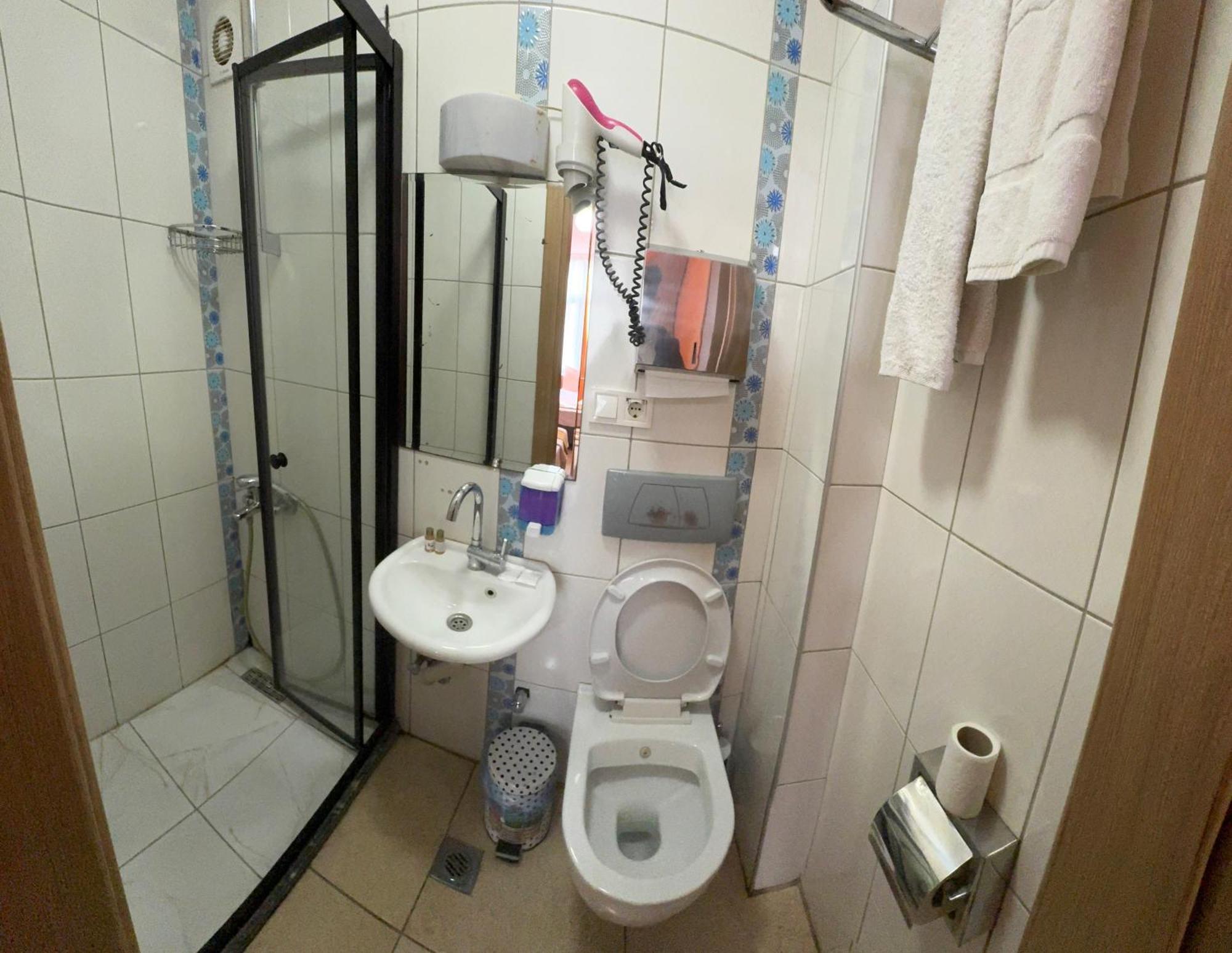 Otel Esen Life *