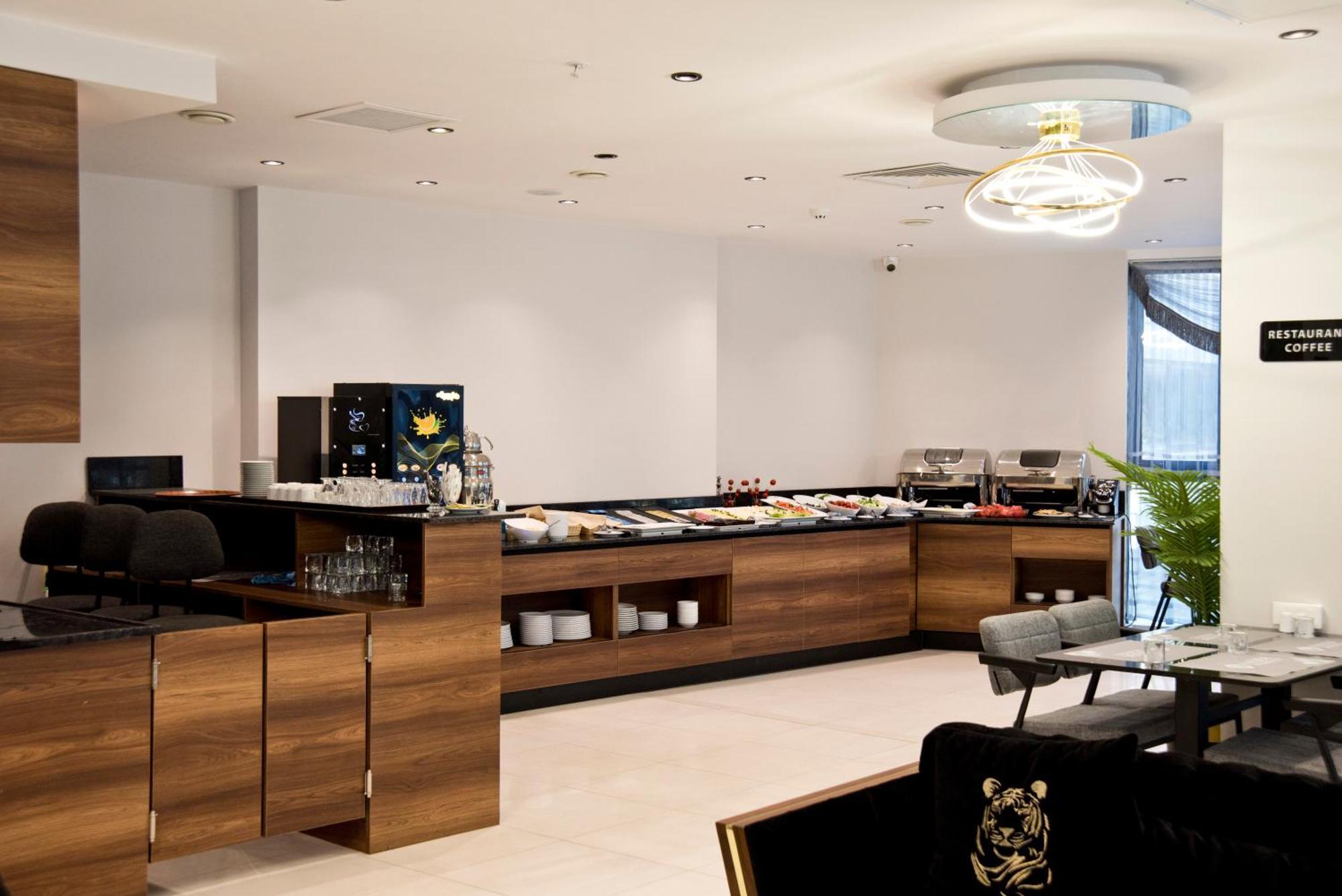 Valide Hotel