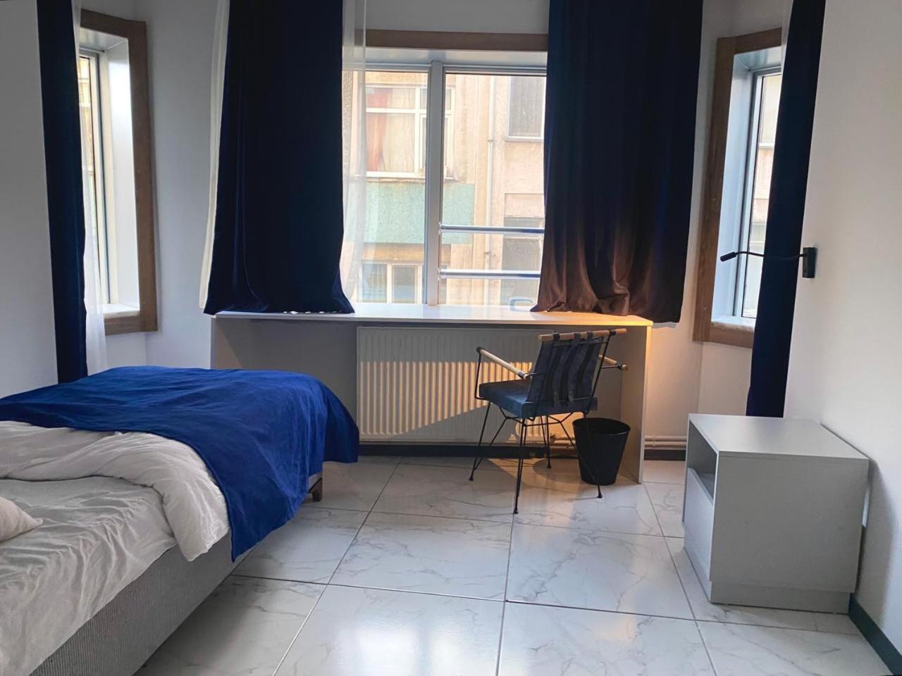 In A Digital Nomad House 107 * Istanbul