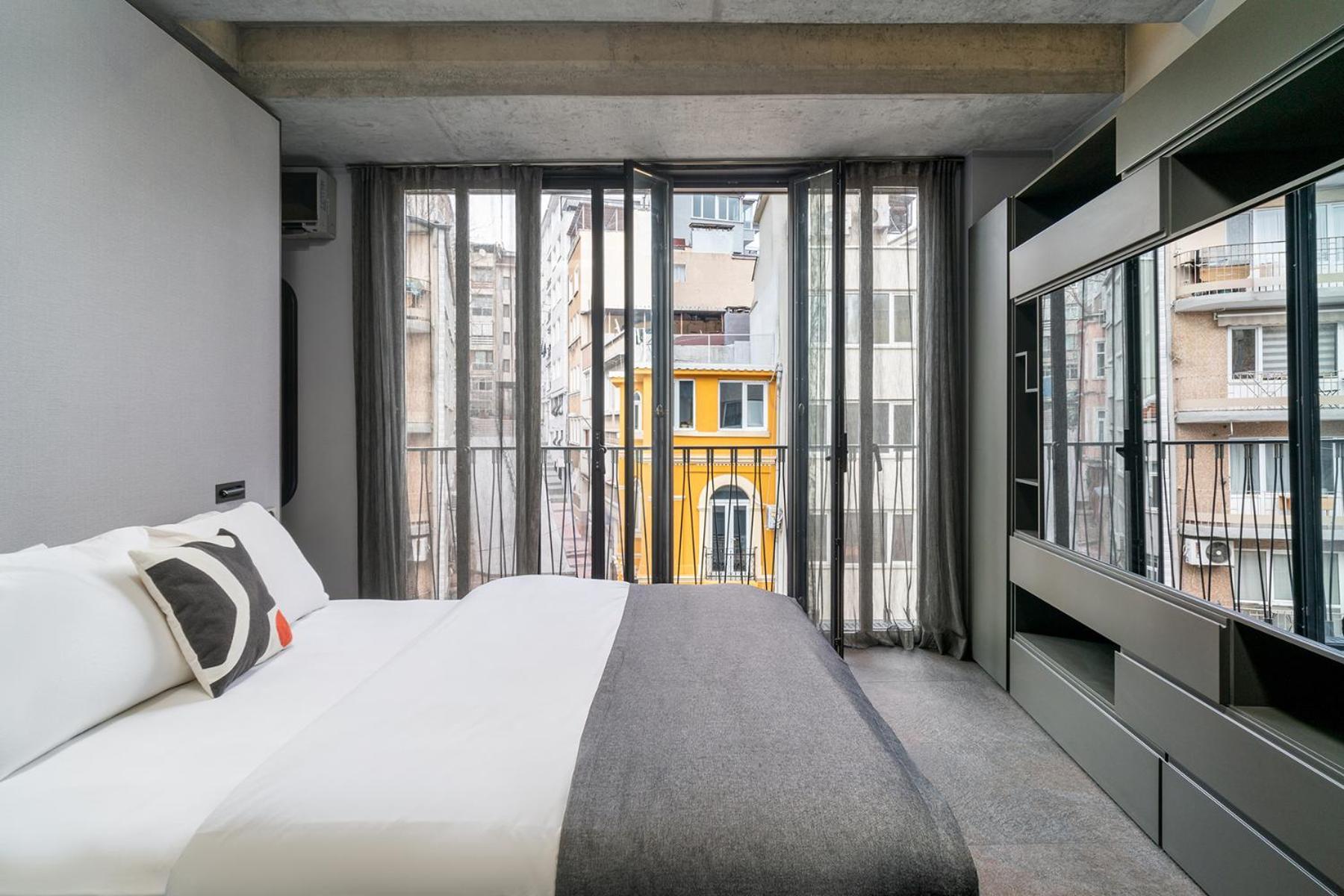 Ra Aparthotel *