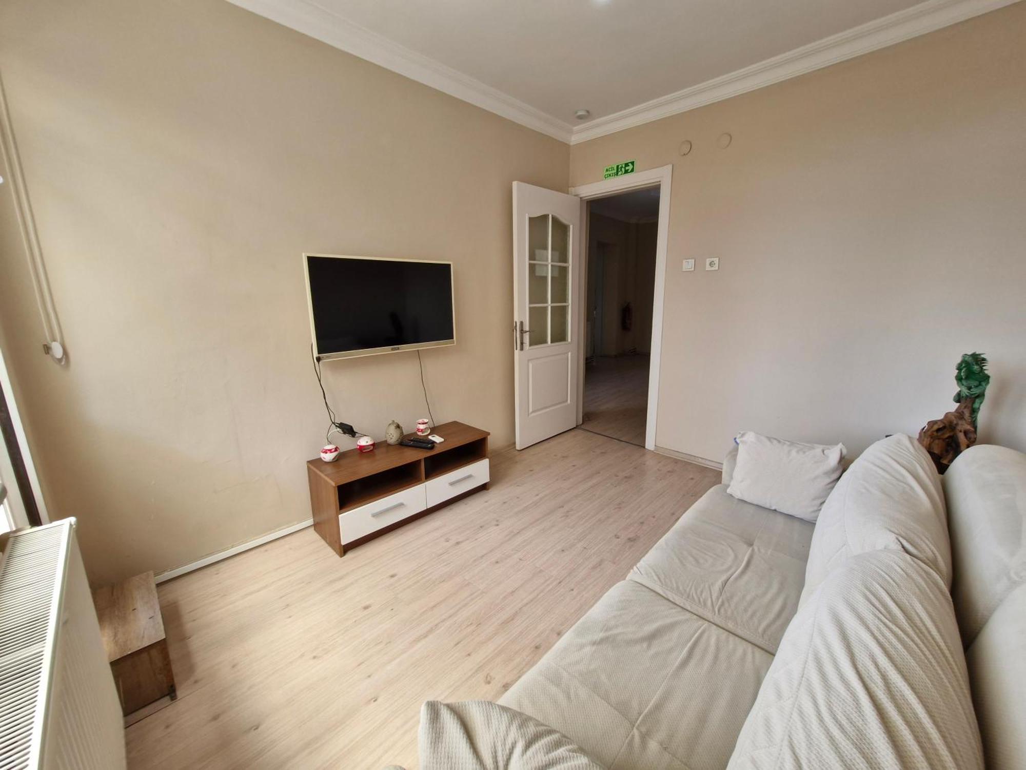 Esenkal 4th Floor * İstanbul
