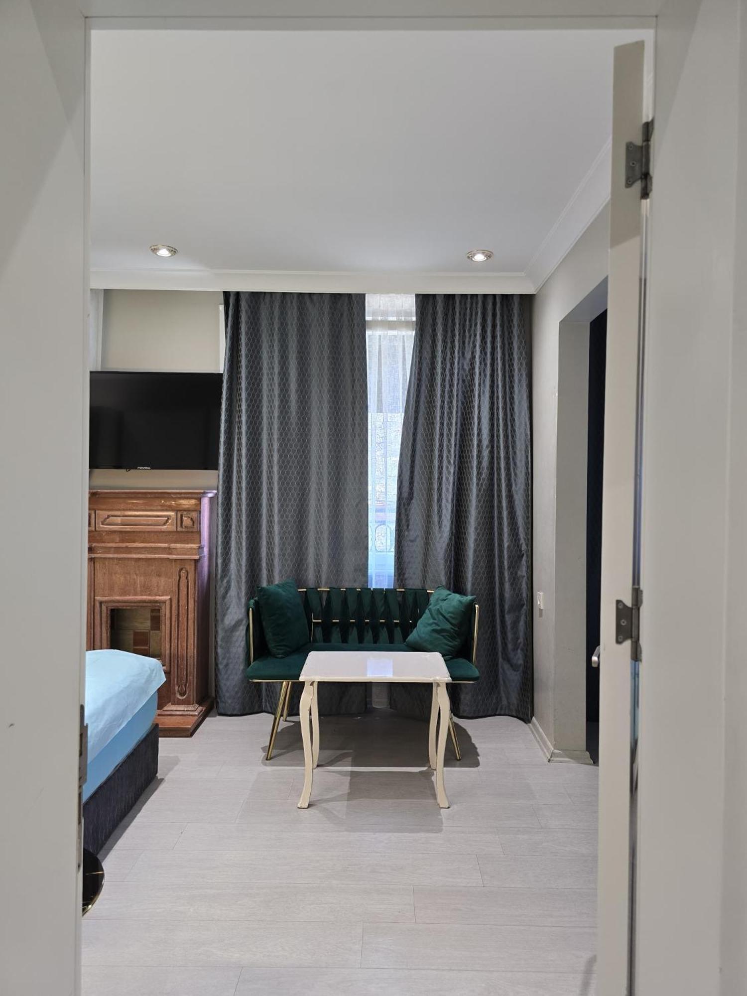 Hostel The Empress Theodora Ll *