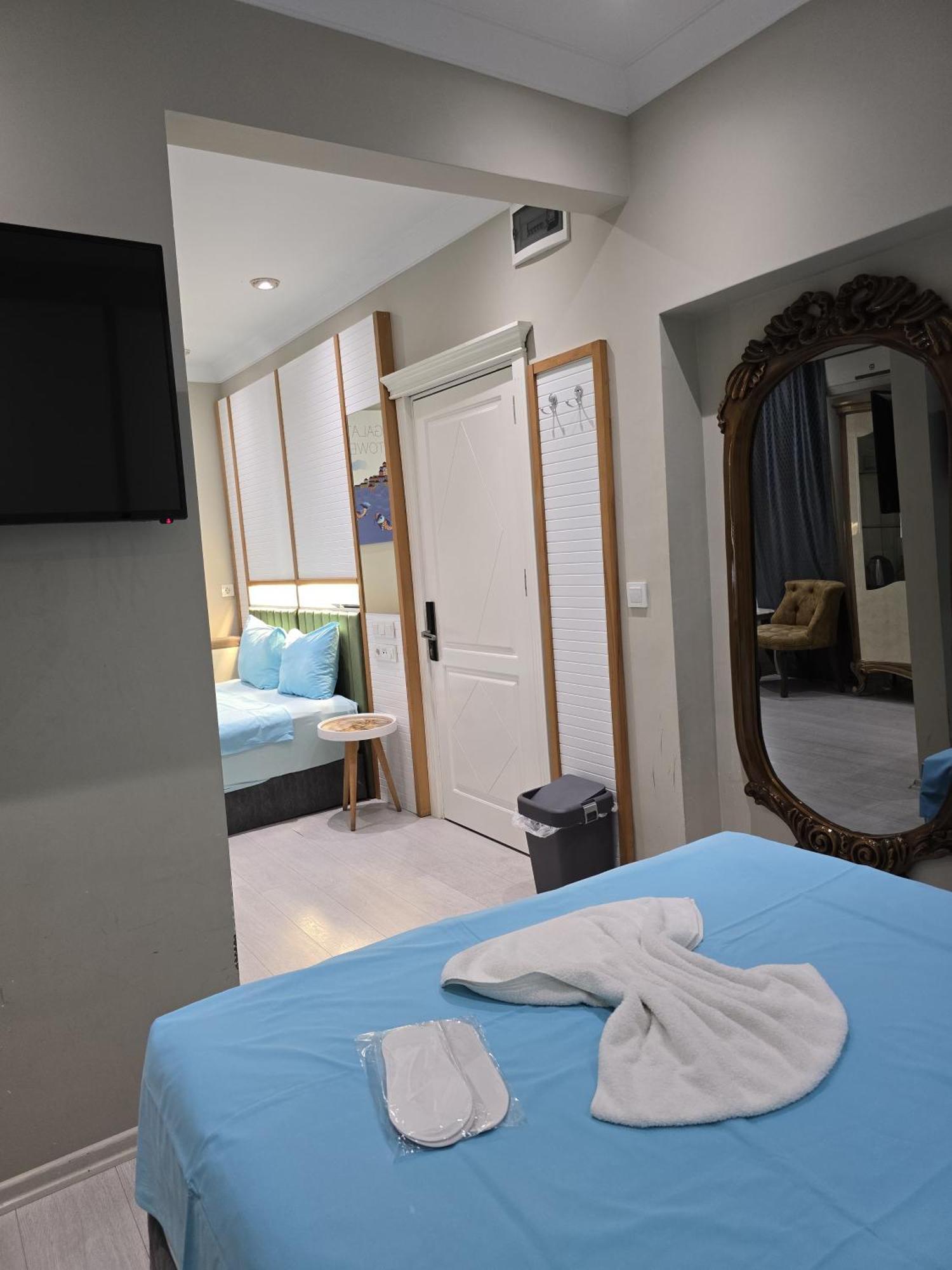 The Empress Theodora Ll Hostel