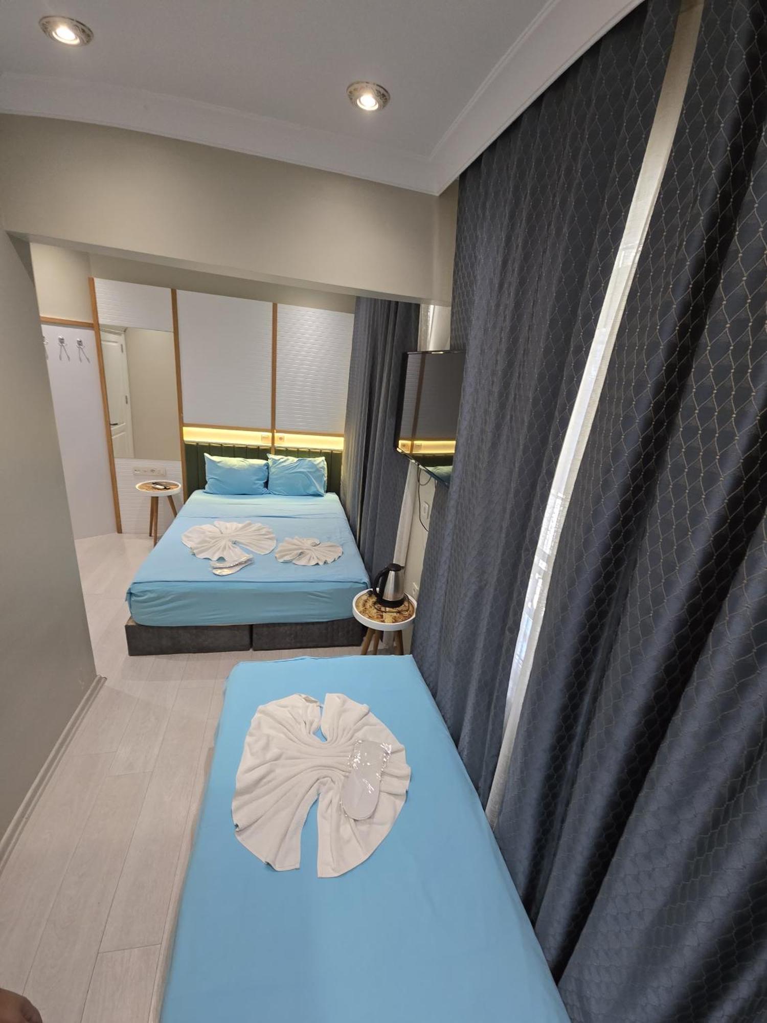 The Empress Theodora Ll Hostel