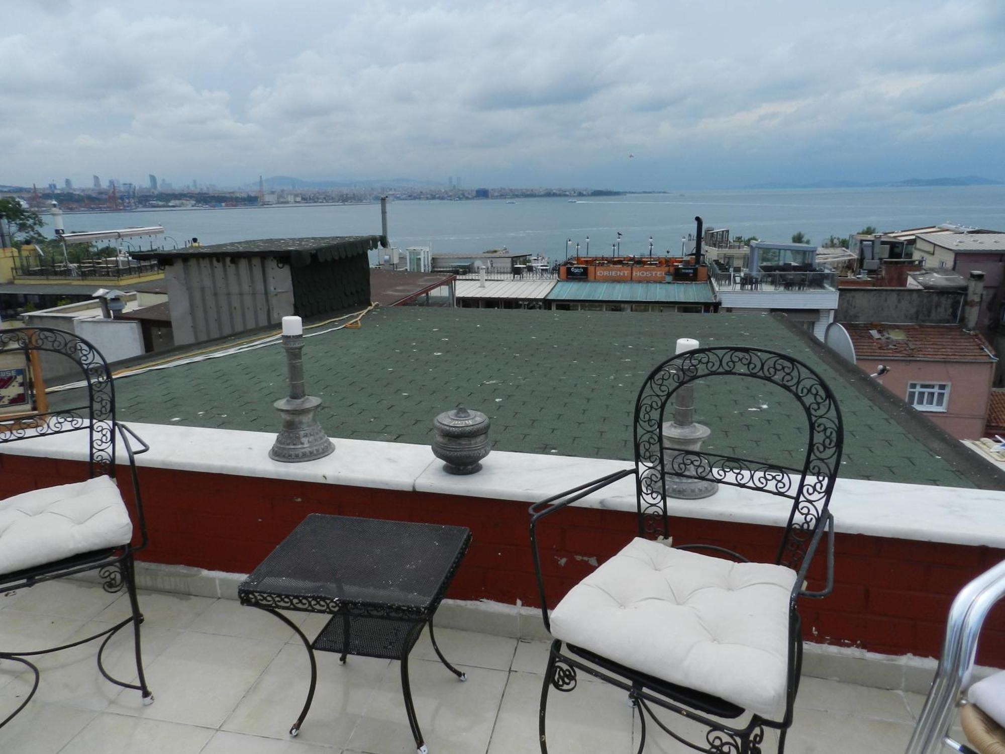 Berk - Grandma's House 3* Istambul