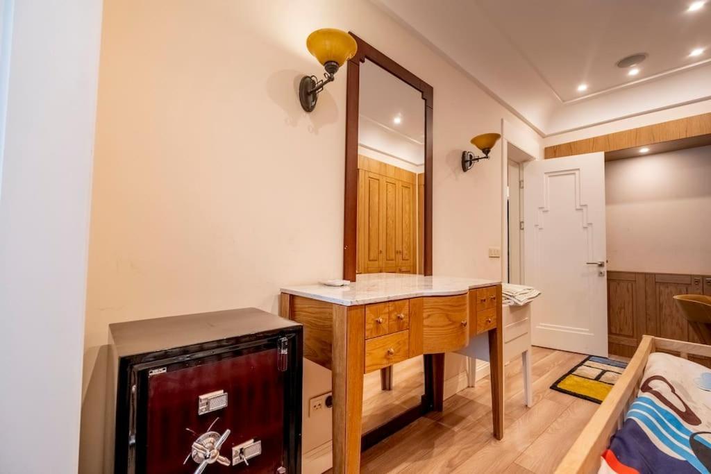 Spacious Apartment, 1-min To Taksim Square * Istanbul