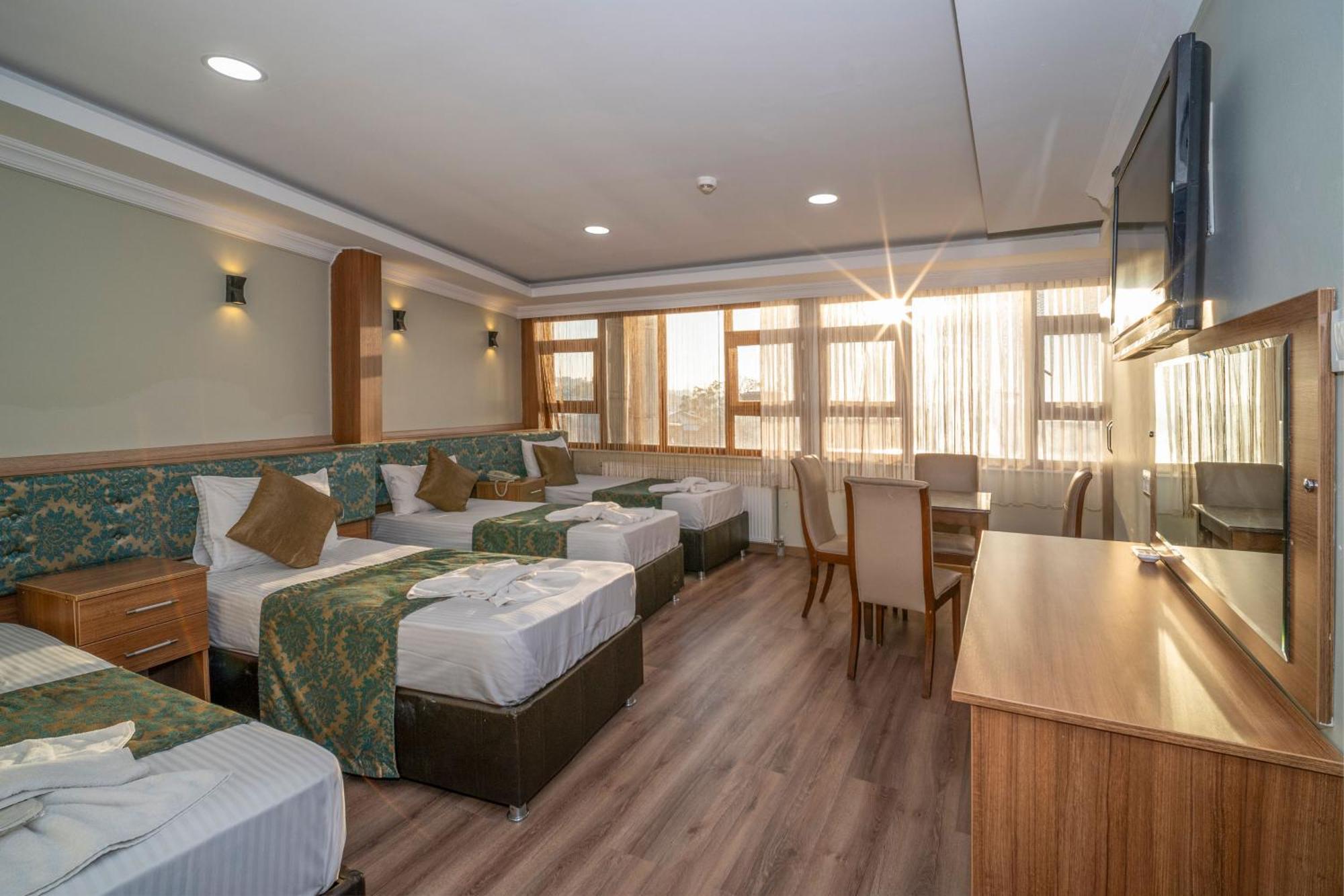 Simper Hotel