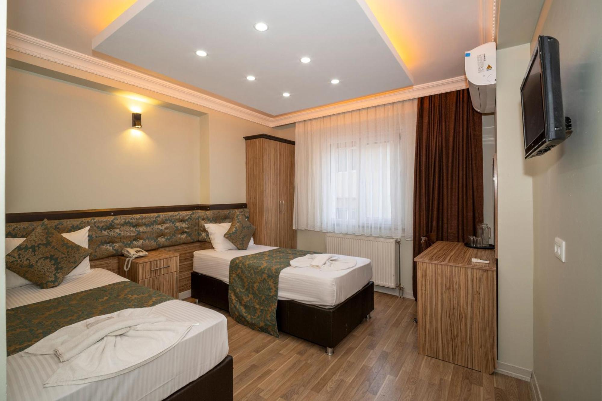 Simper Hotel 3*