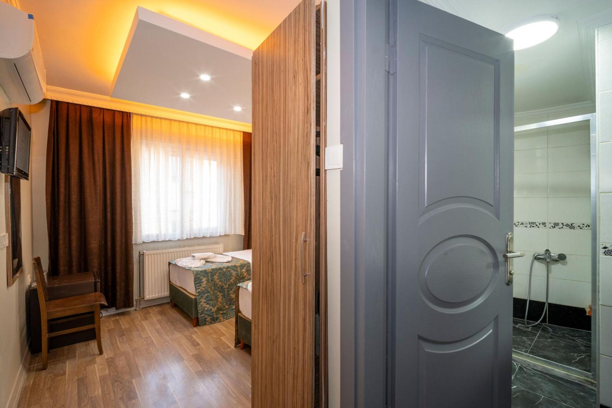 Simper Hotel