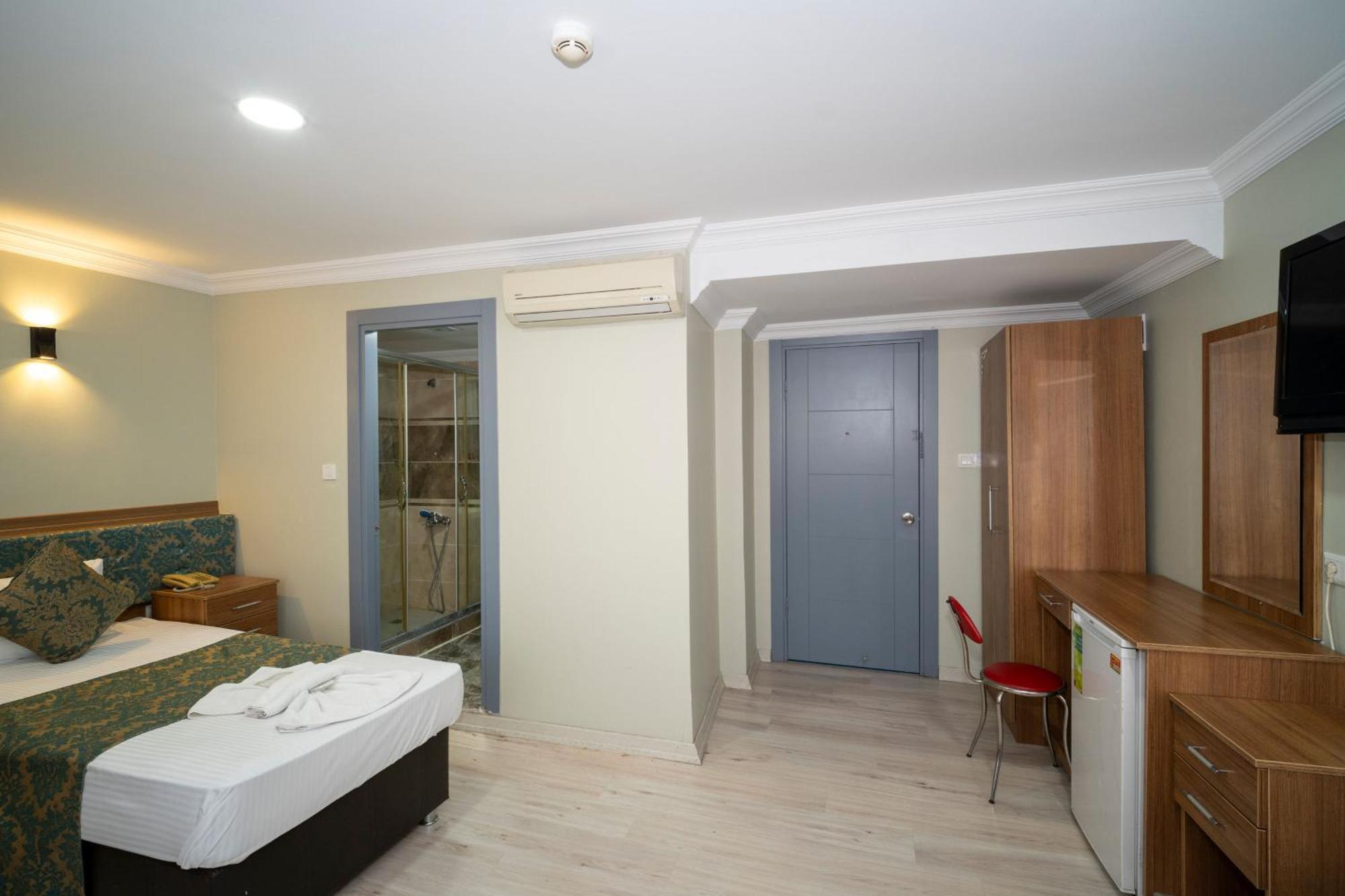 Simper Hotel